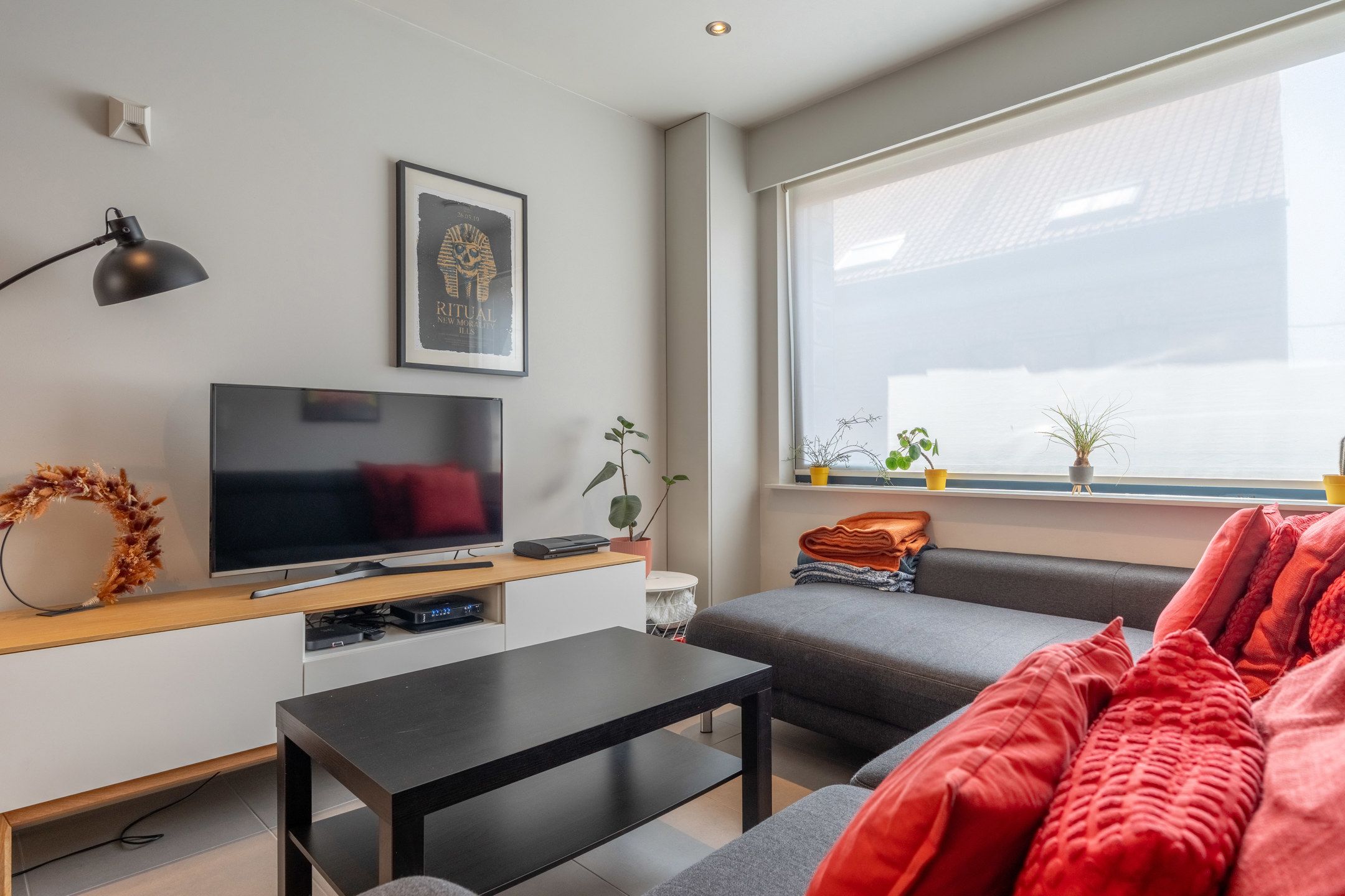 Volledig vernieuwde  woning met garage op rustige ligging  foto 7