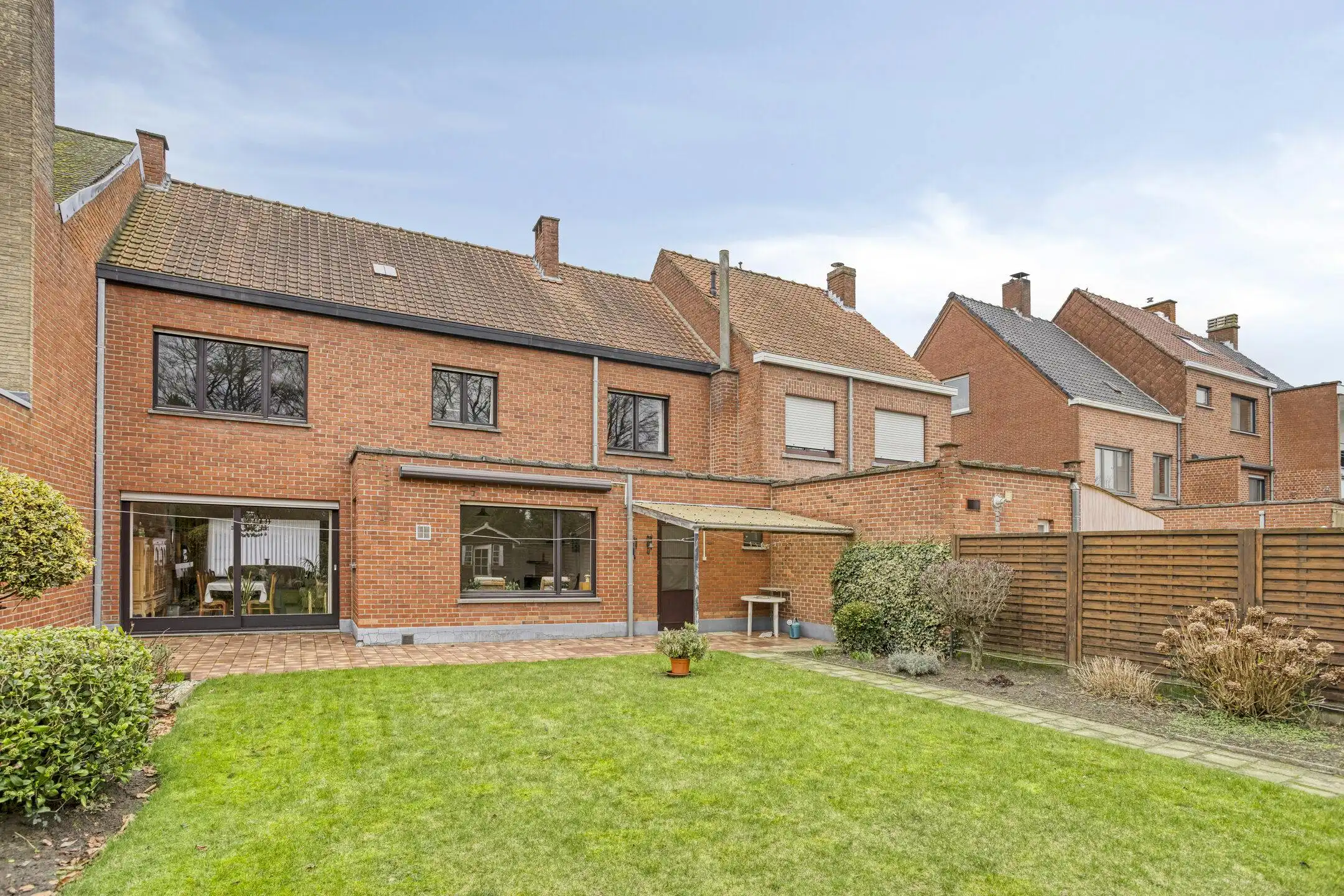 Ruim huis met 4 slaapkamers nabij het centrum van Izegem. foto 11