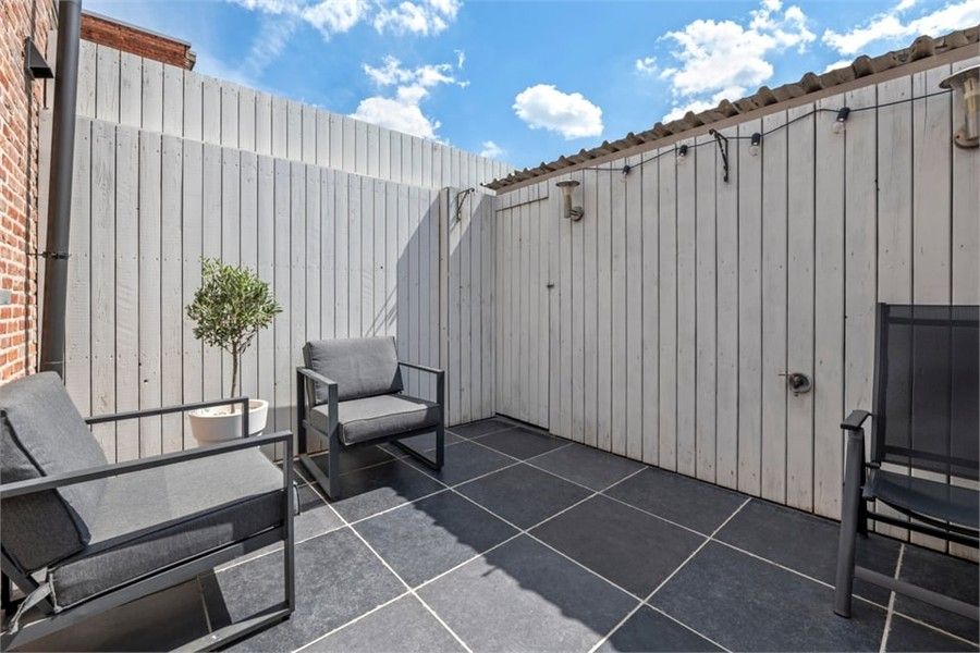 ENERGIEZUINIGE STADSWONING MET ZONNEPANELEN IN HET CENTRUM VAN SINT-TRUIDEN foto 13