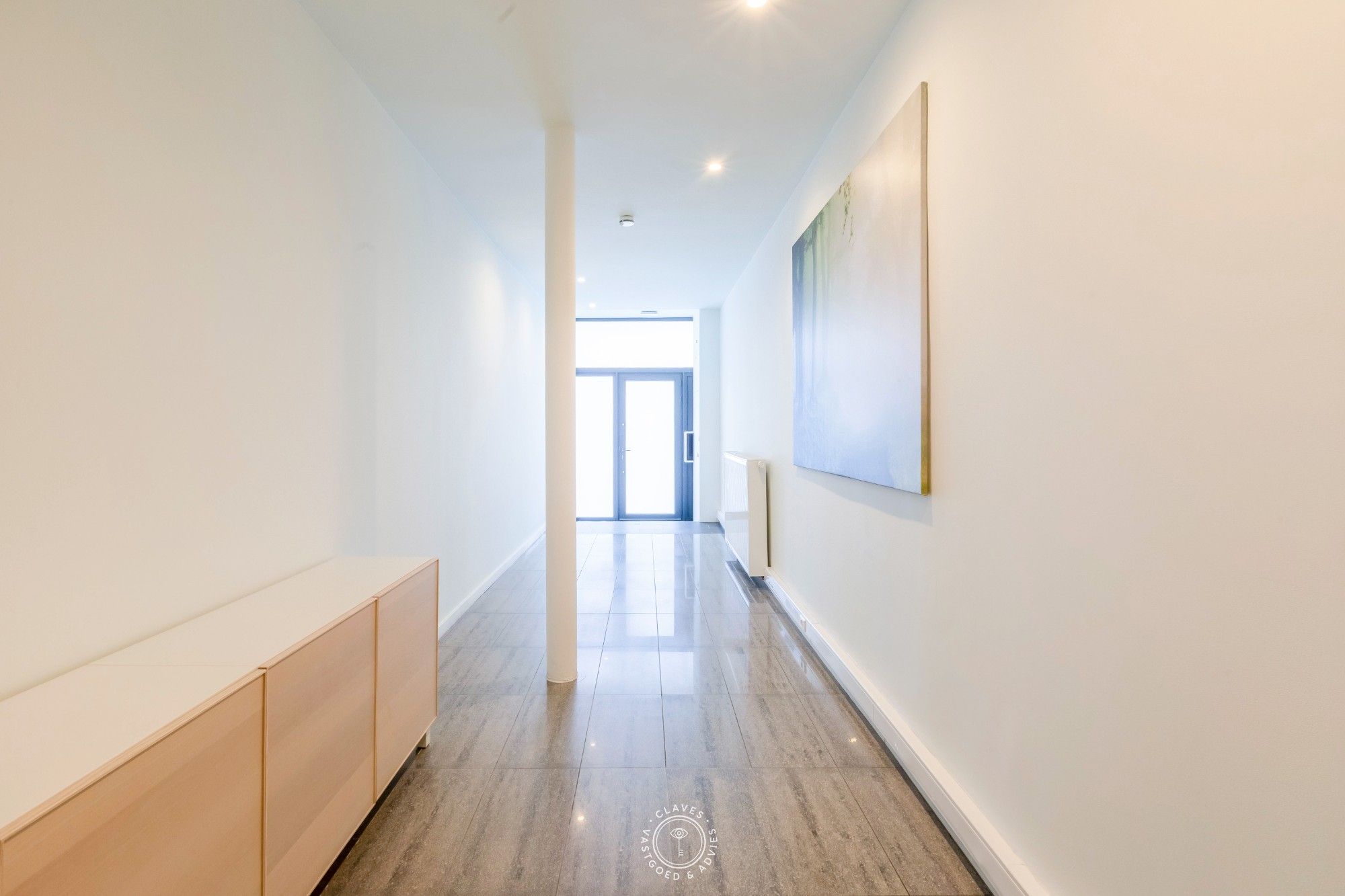 Totaal gerenoveerd handelspand met wachtruimte en buitenruimte – instapklaar kantoor of praktijk in de Stationsstraat foto 4