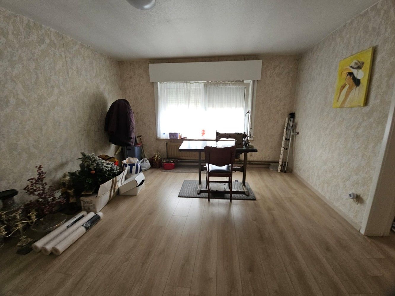 Ruime, solide woning met grote kelder, terras en tuin foto 15