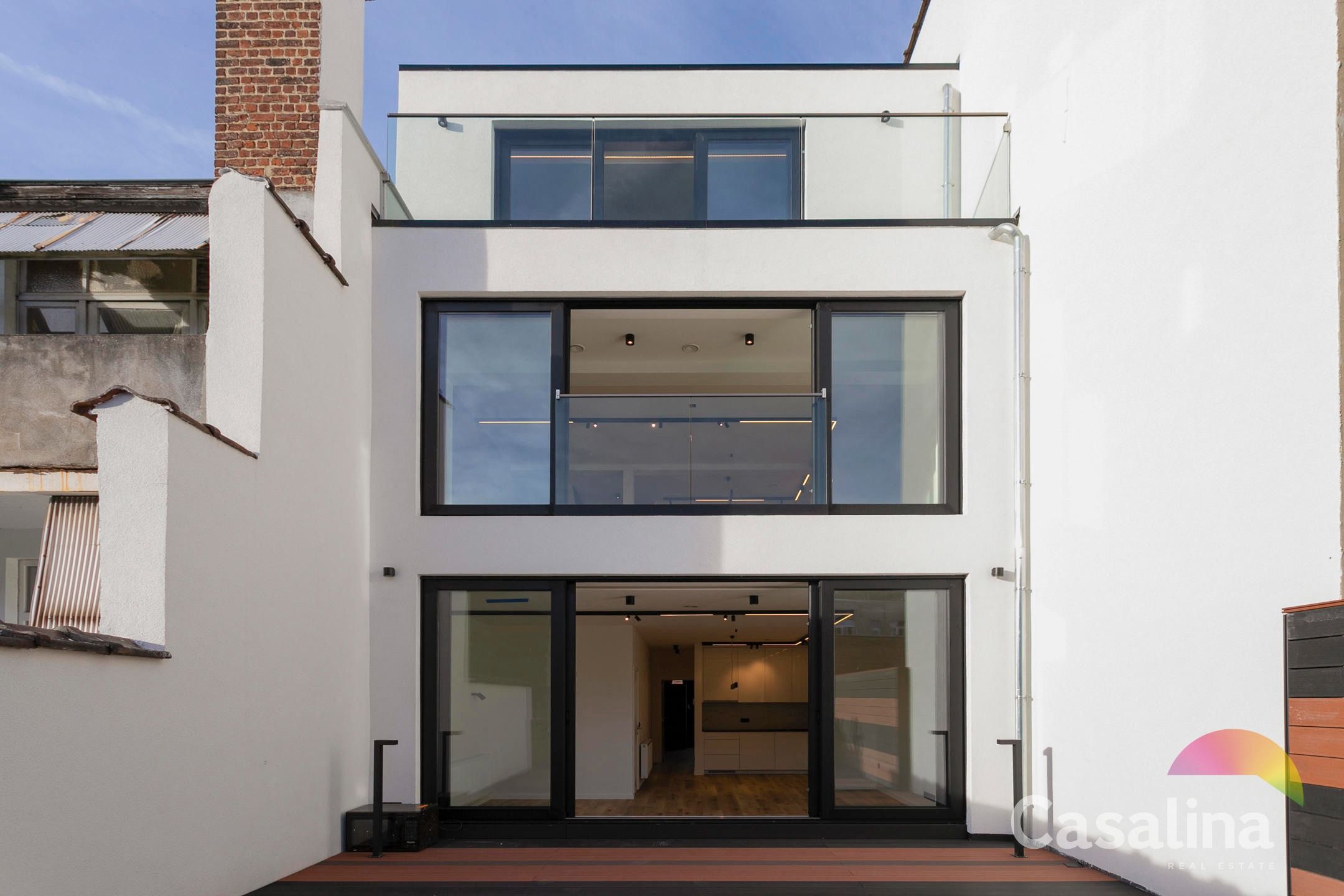 Prachtig high-end renovatieproject - 1 slpk met groot terras foto 3