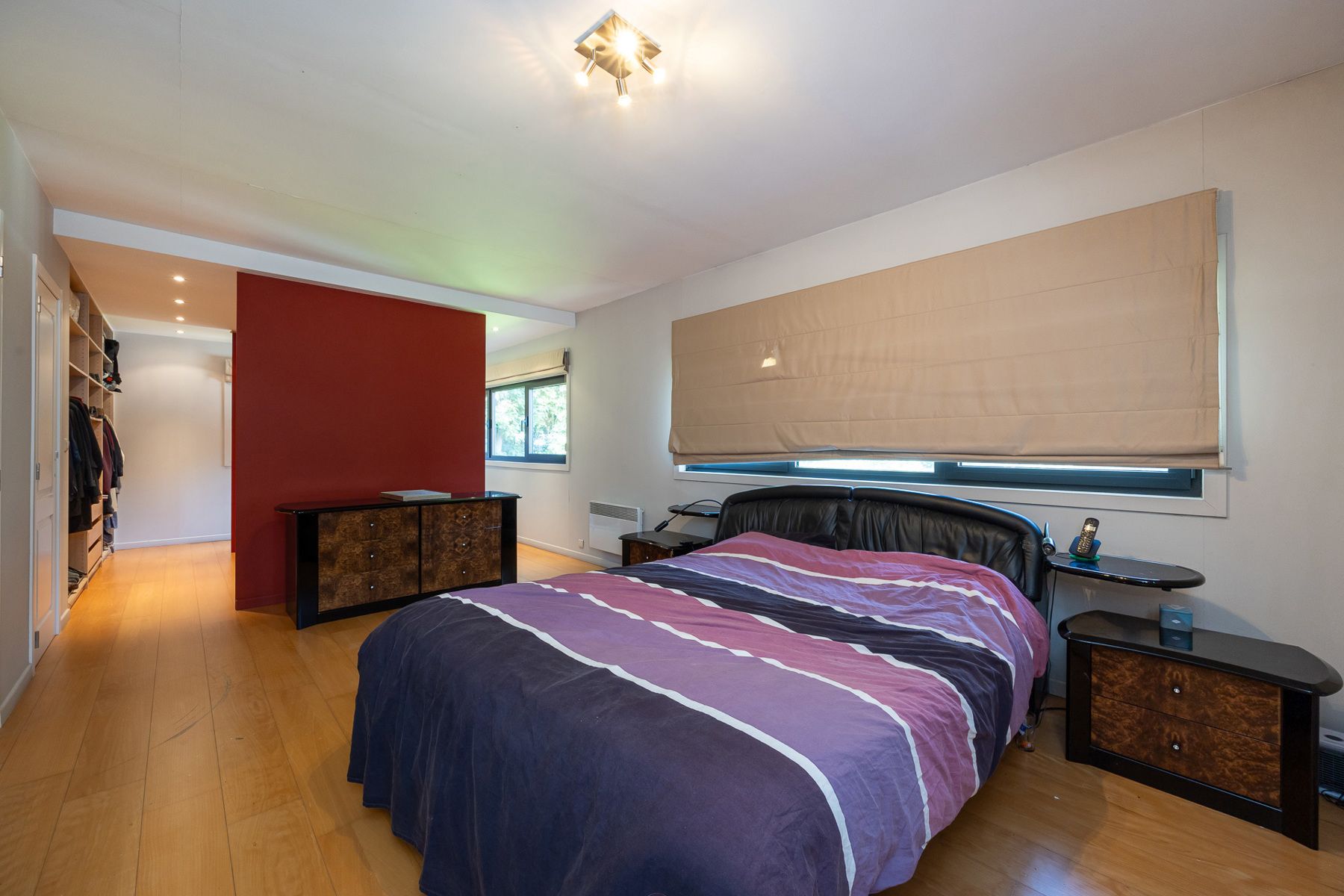 Ruime en lichtrijke villa met 4 à 5 slaapkamers en zwembad foto 15