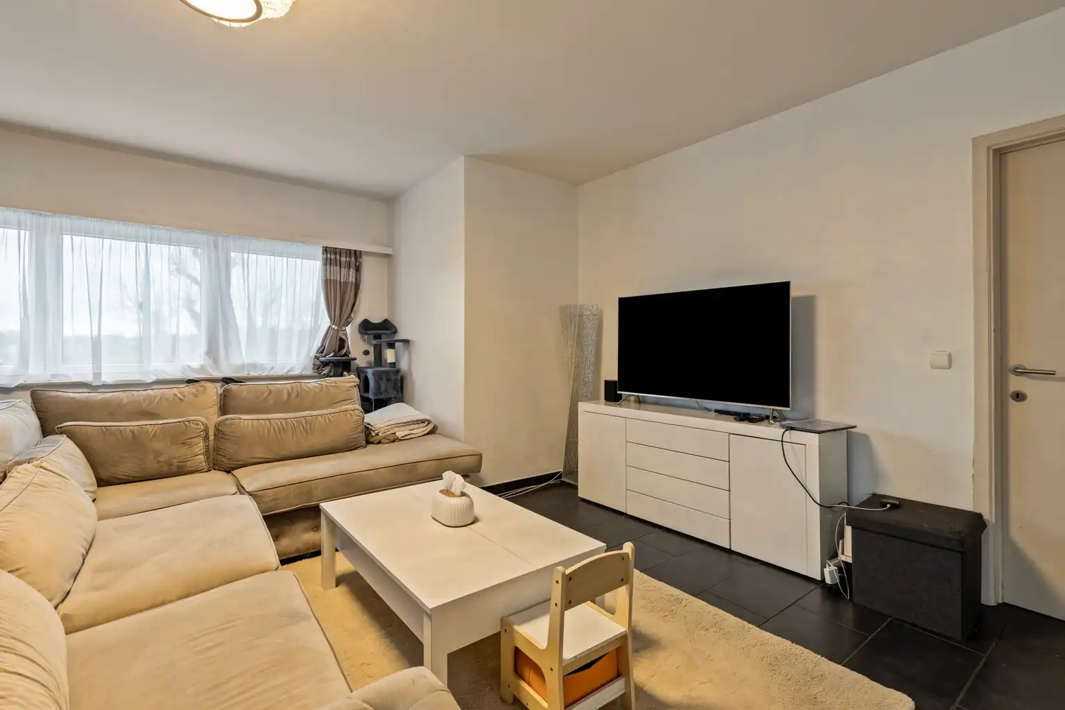 Instapklare penthouse  2 slaapkamers op 3de verdieping foto 3