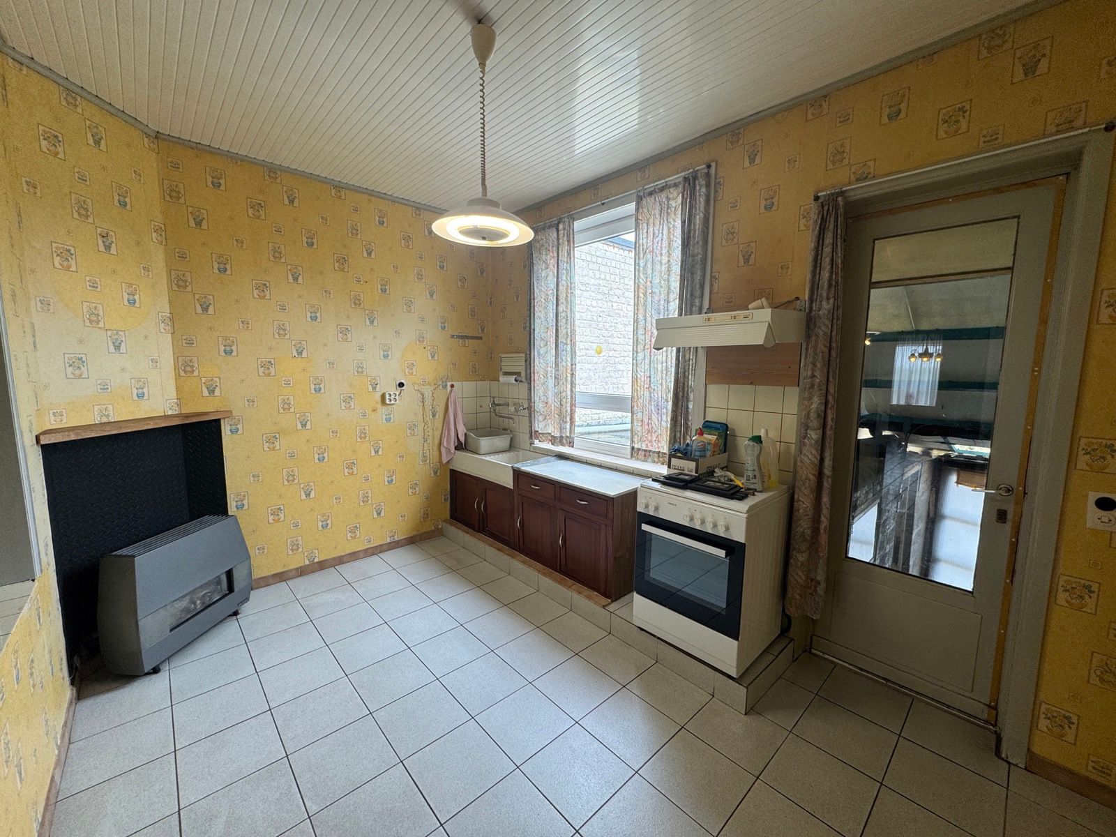 Rustig gelegen woning met twee slaapkamers en tuin foto 6