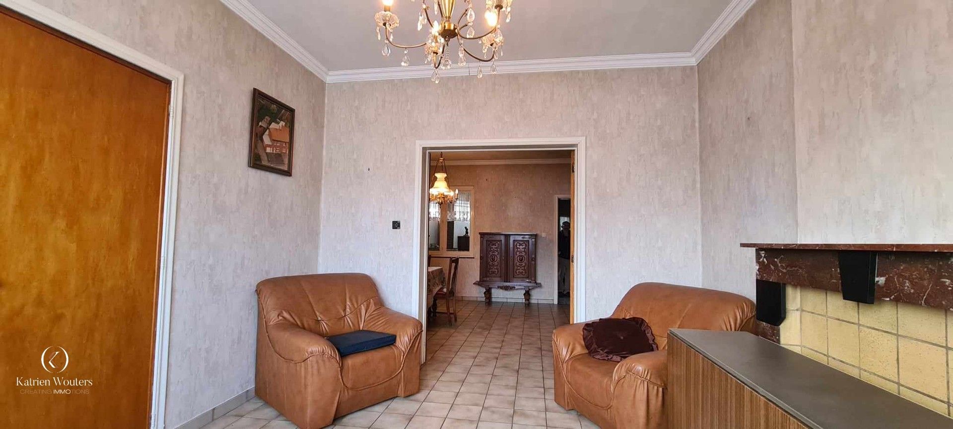 Ruime renovatiewoning met grote tuin foto 3
