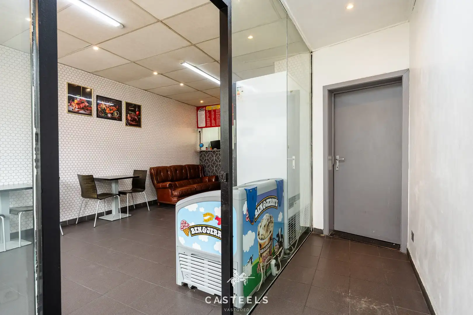 Handelshuis met woonst en uitbreidingsmogelijkheden foto 16