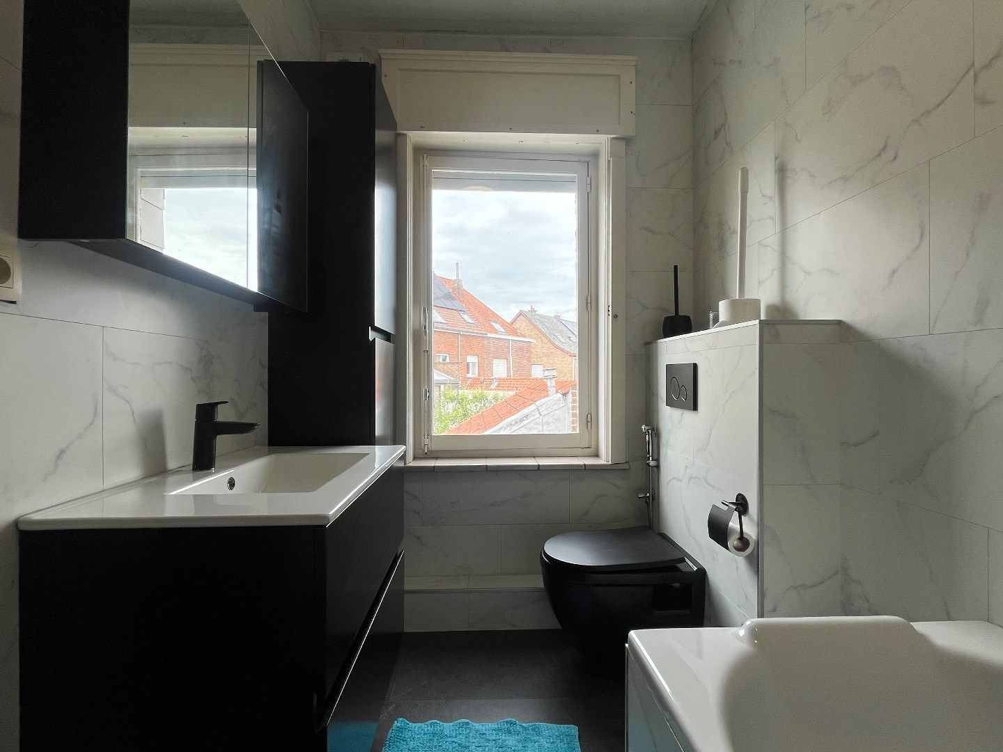 Ruime woning te koop in Harelbeke!  foto 7