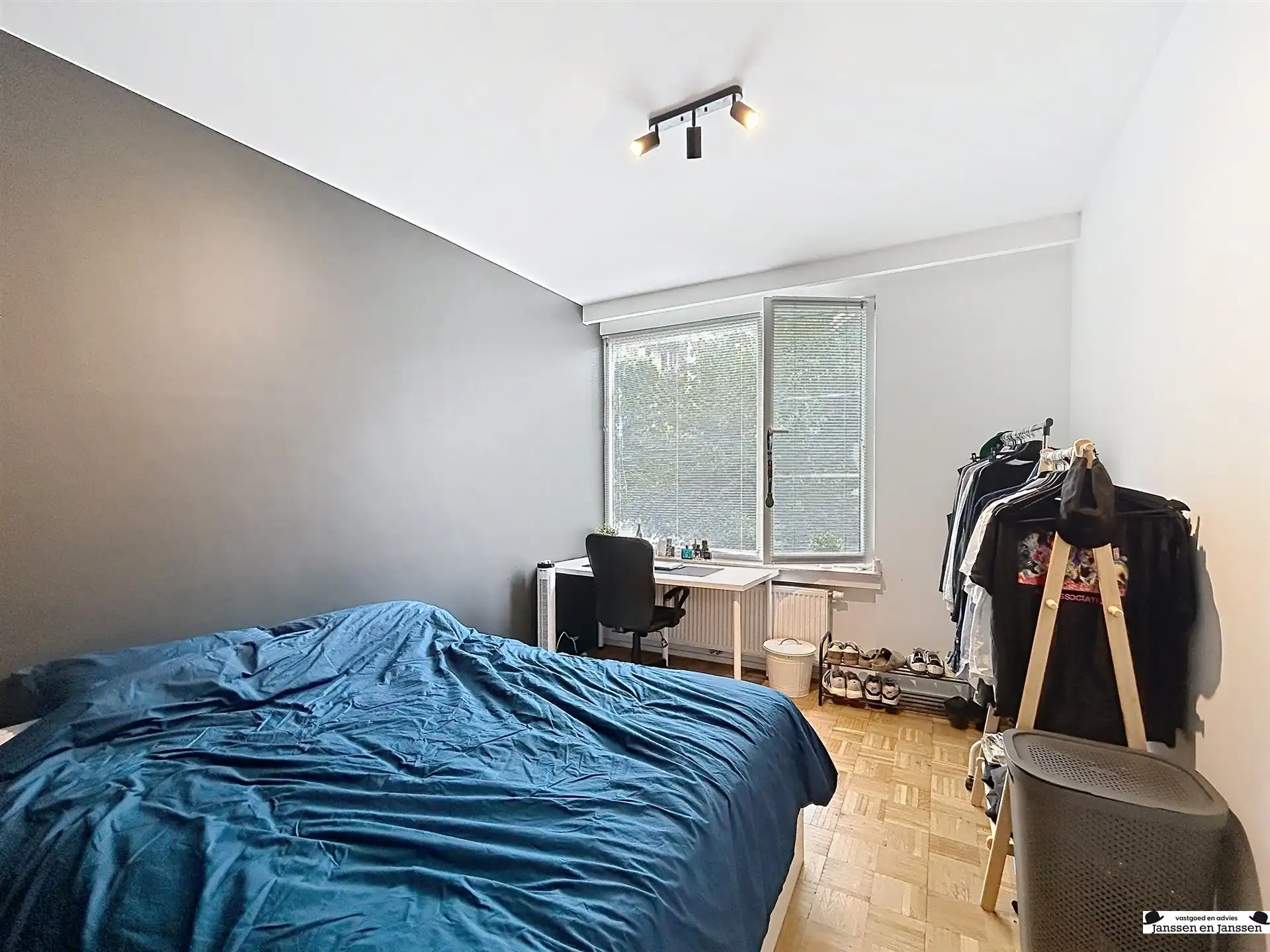 Bemeubeld 2 slaapkamer appartement op top locatie foto 10