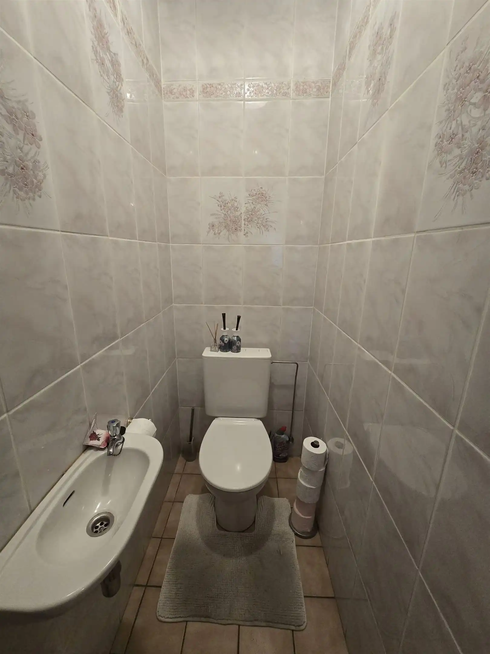 Ruime woning met 5 slaapkamers gelegen aan de E313 foto 10