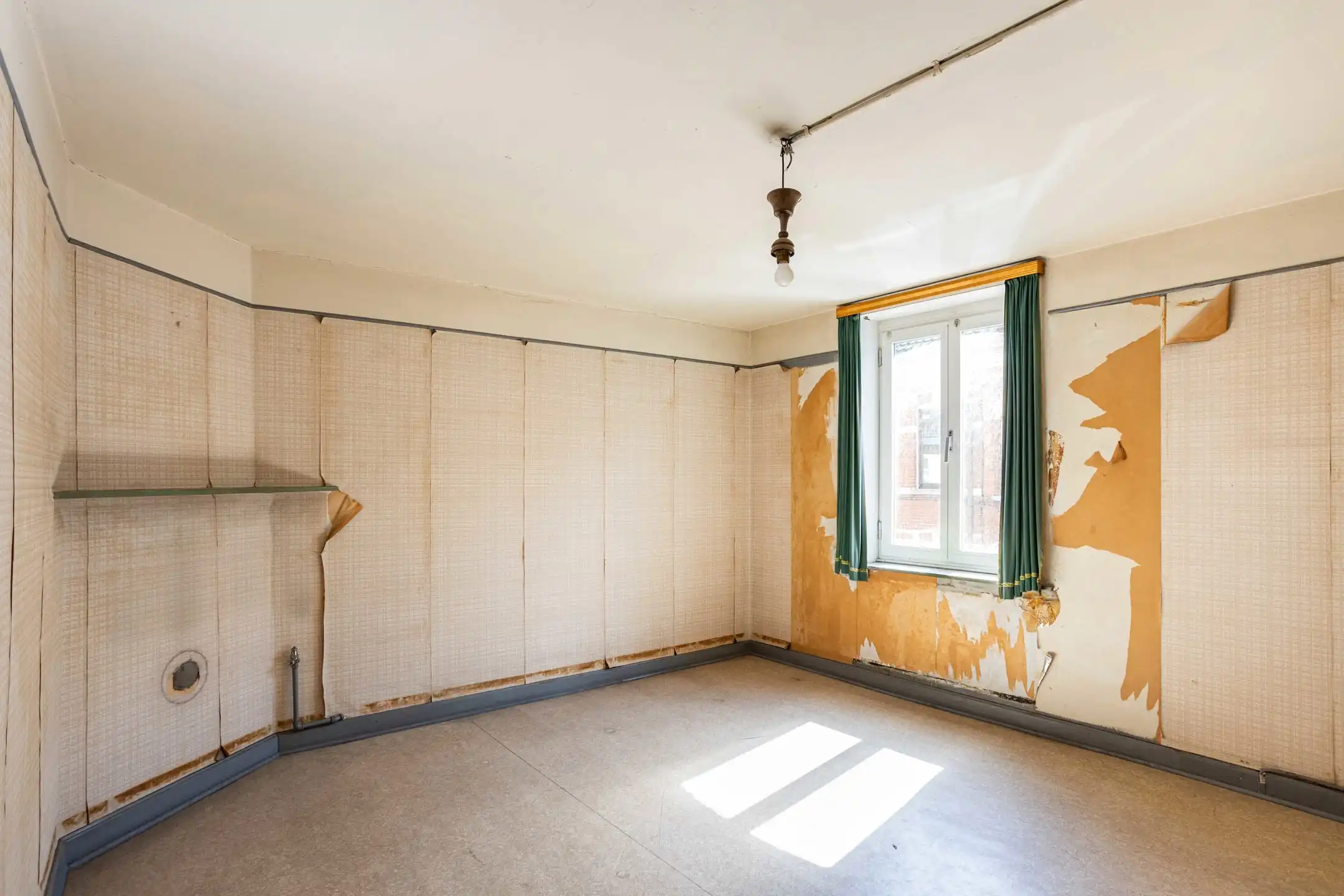 Te renoveren woning met tuin en tal van mogelijkheden foto 18