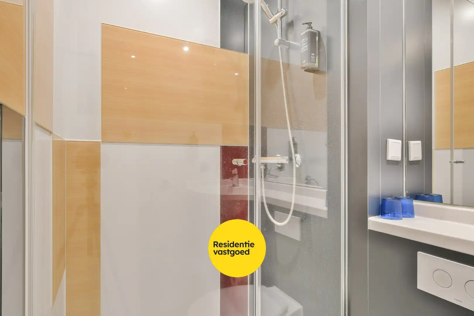 Unieke investeringskans: hotelkamer bij Klein Strand Jabbeke! foto 9