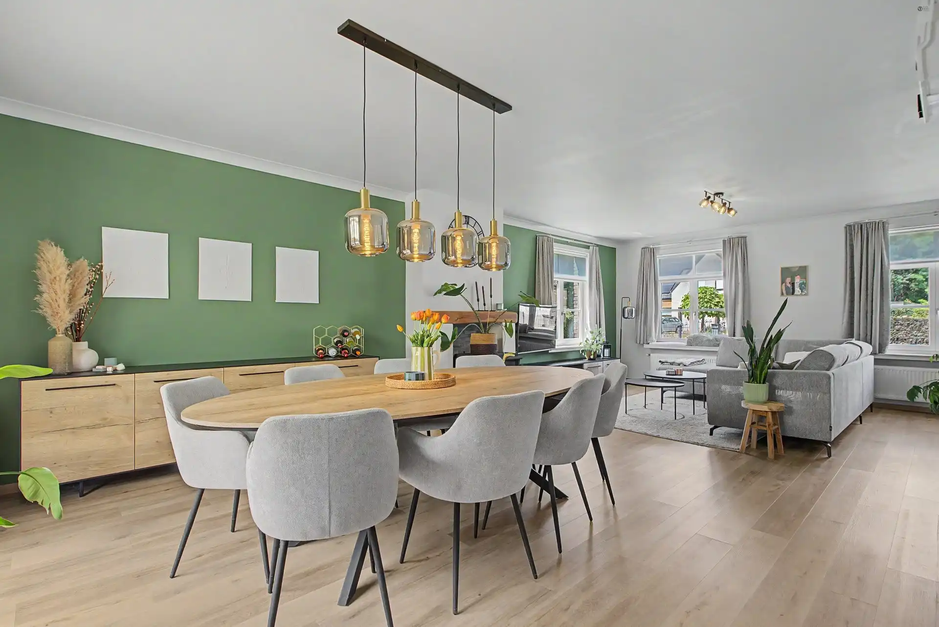 Instapklare Halfopen bebouwing in groene omgeving foto 12