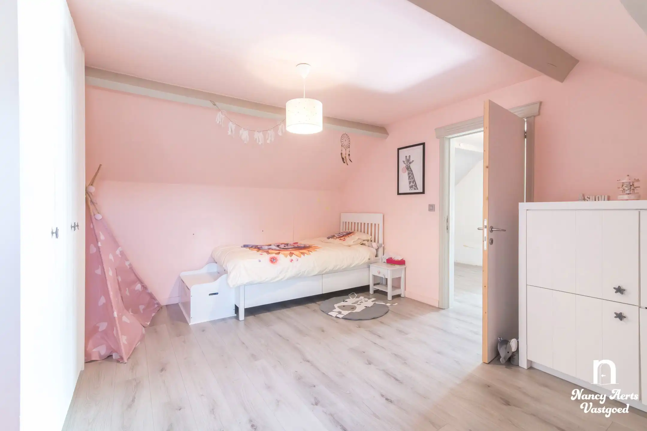 Ruime woning met karakter en talloze mogelijkheden foto 23