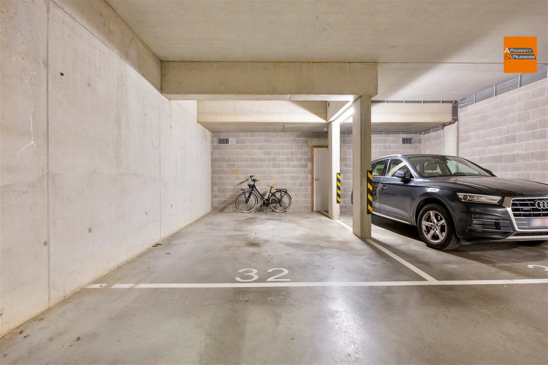 BOD AANVAARD Appartement met 2 slaapkamers en parkeerplaats foto 12