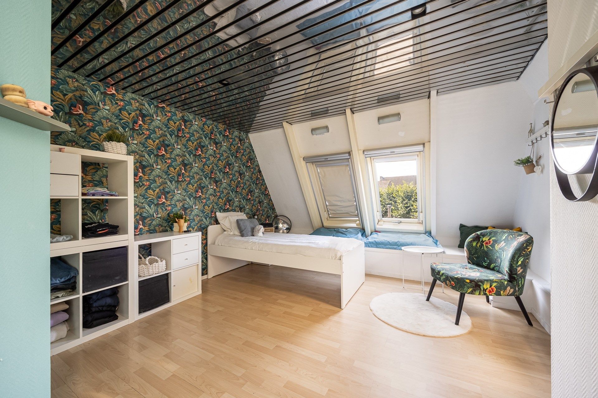 Unieke architectenwoning met tuin en polyvalente ruimte foto 17