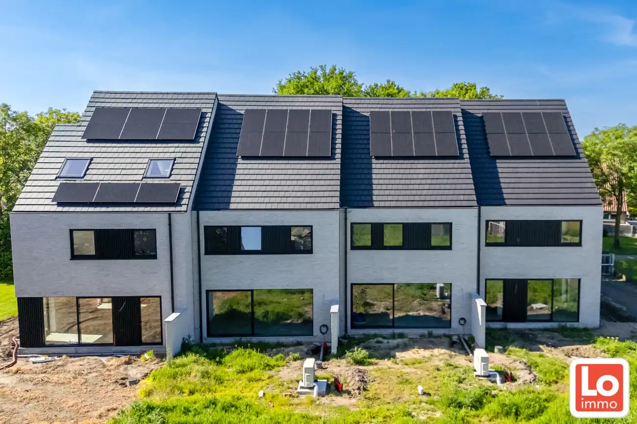 Prachtige nieuwbouwwoning met 3/4 slpks op topligging in een doodlopende straat! foto 4