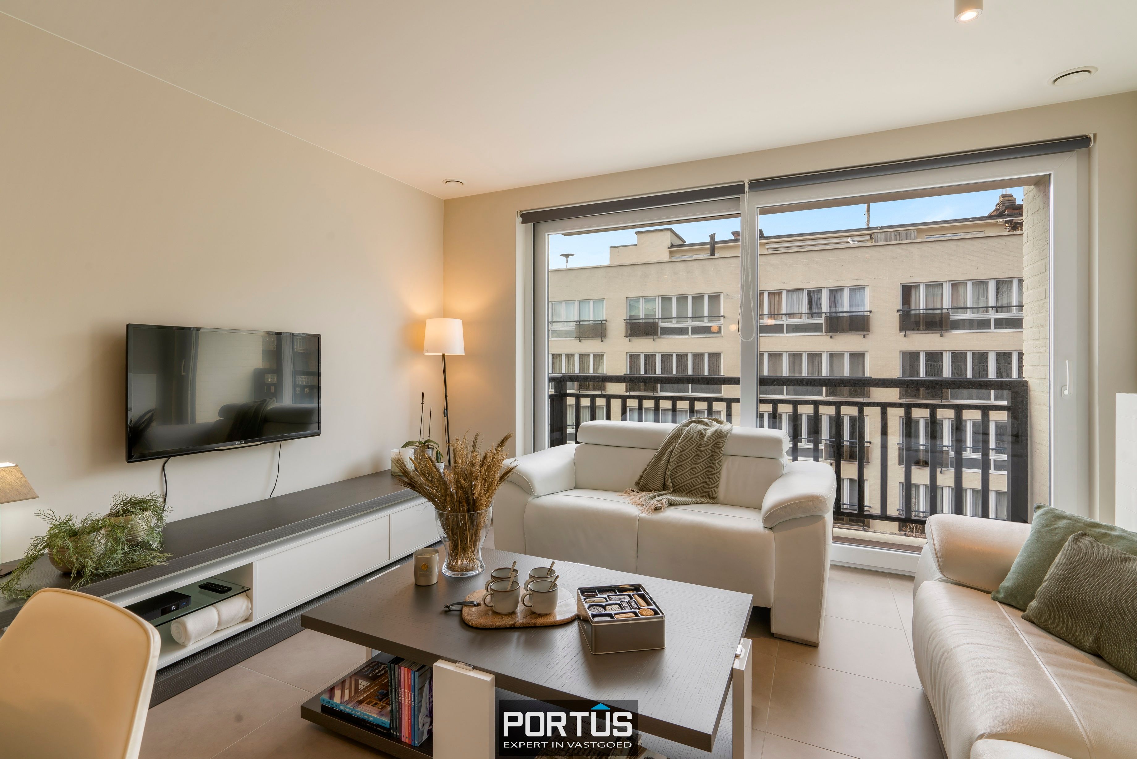Instapklaar appartement met 2 slaapkamers te koop te Nieuwpoort-Bad foto 4