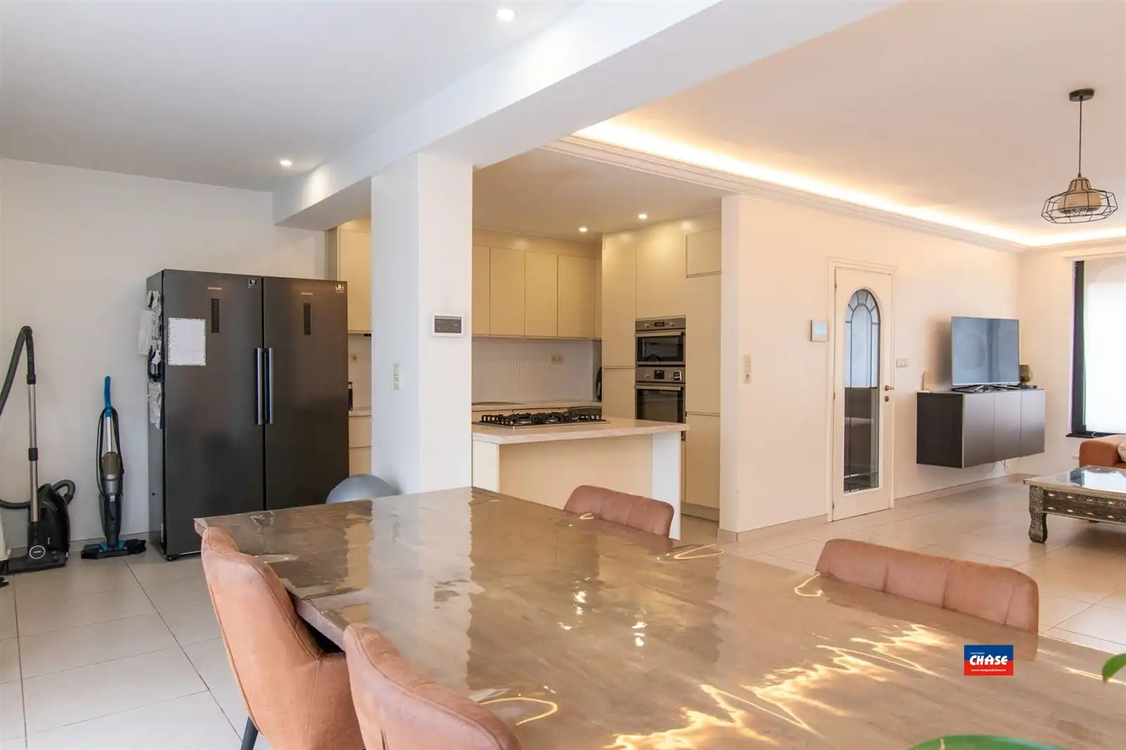 Ruime Bel-étage met 4 slpks  foto 7