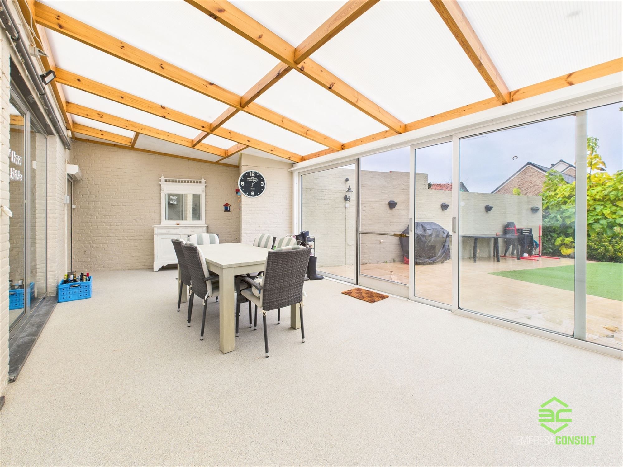 Ruime gezinswoning met 3/4 slpk en praktijkruimte! foto 9