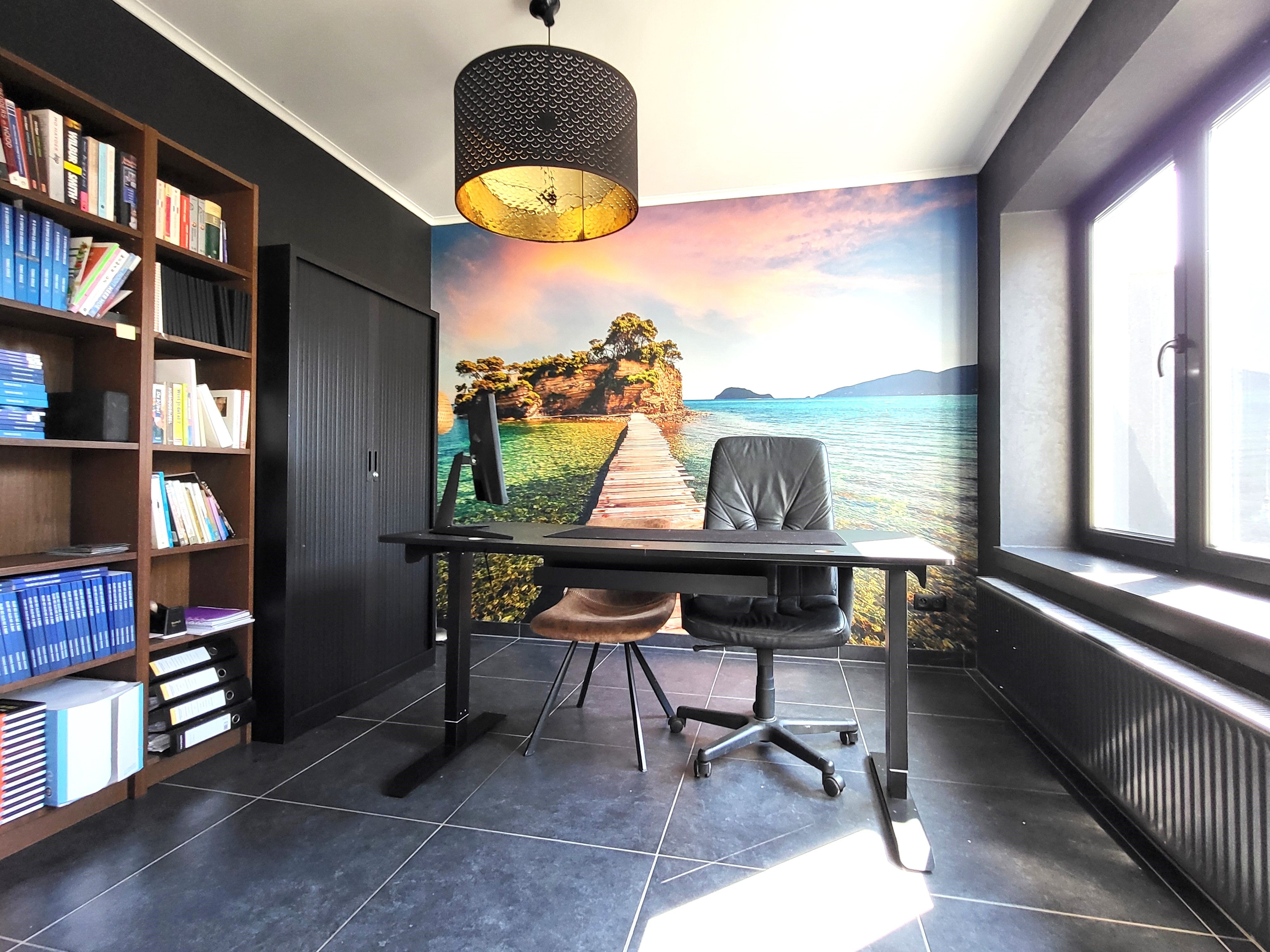 Prachtig gerenoveerde woning en bijgebouw op 571m² met commerciële doeleinden.  foto 13