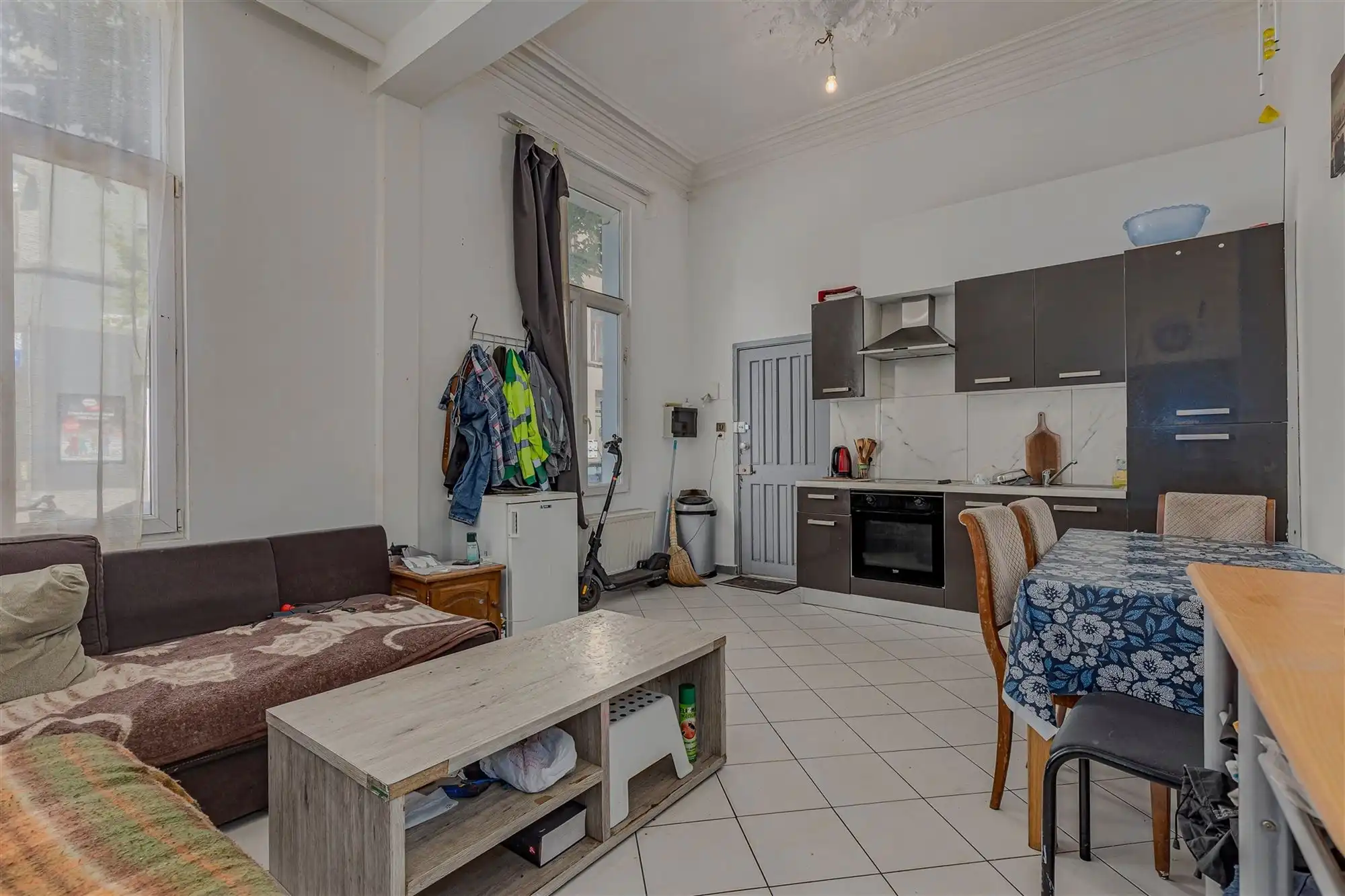 Woning ingedeeld in 4 verhuurde units op topligging aan Park Spoor Noord foto 3