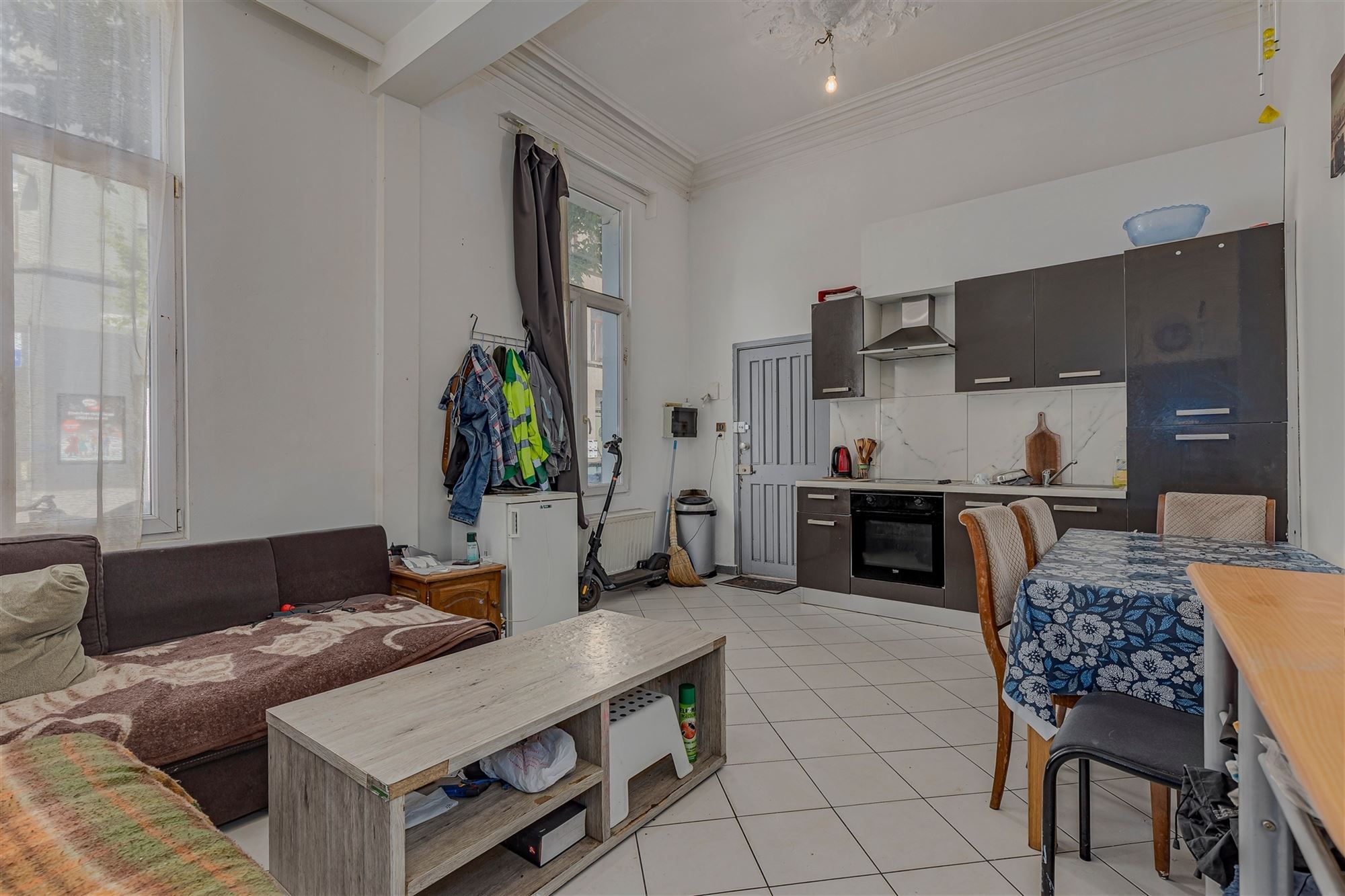 Woning ingedeeld in 4 verhuurde units op topligging aan Park Spoor Noord foto 3