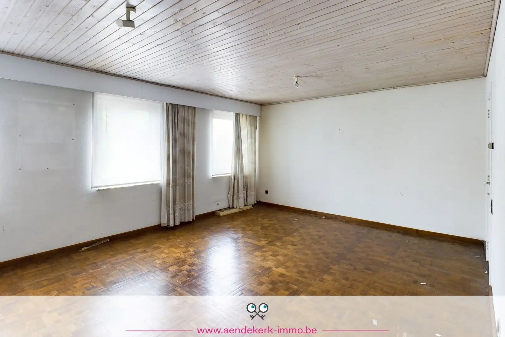 Woning met handelsruimte in het centrum van Kinrooi foto 37