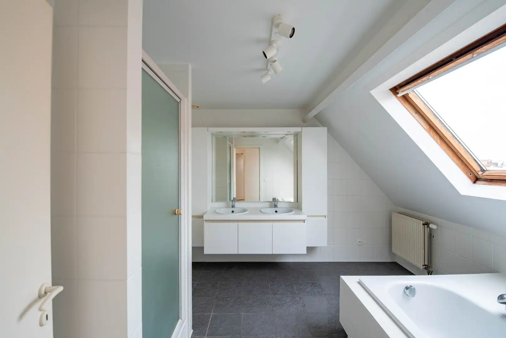 Ruime duplex met 3 slk op het Zuid foto 15