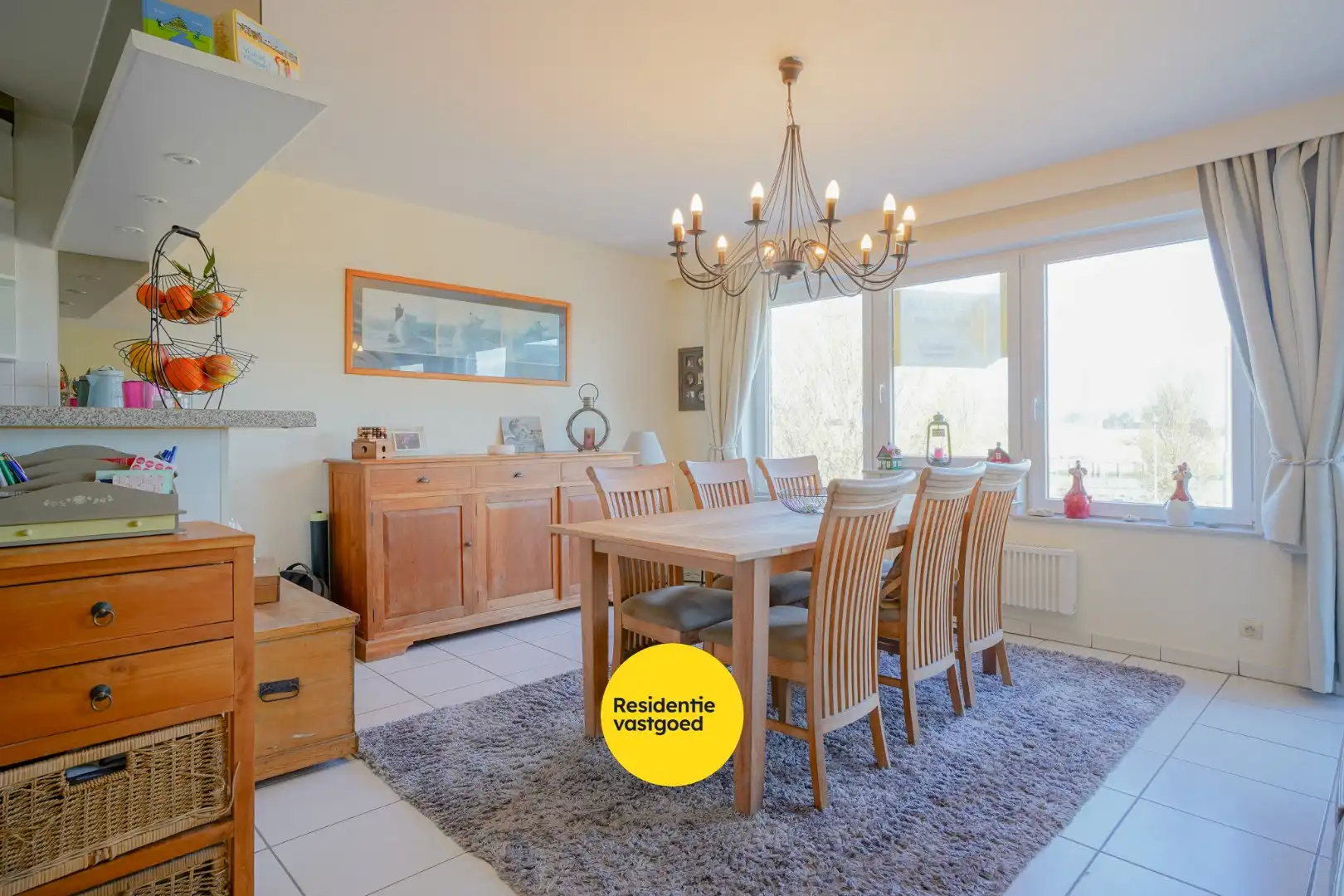 Ruim lichtrijk 2-slaapkamerappartement te huur gelegen op de Visserskaai te Nieuwpoort Stad.  foto 3