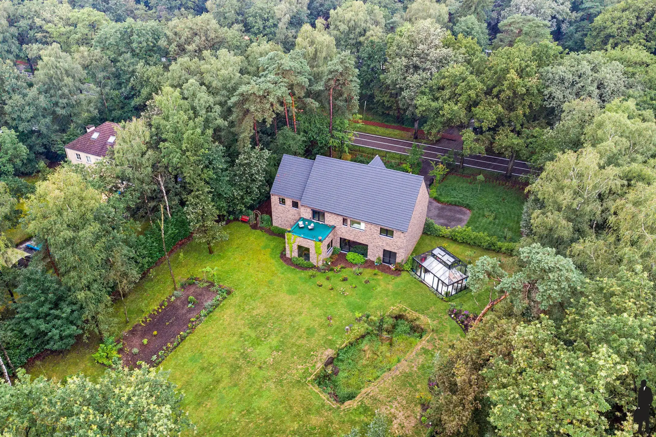 Villa in nieuwstaat vlak aan natuurgebied! foto 21