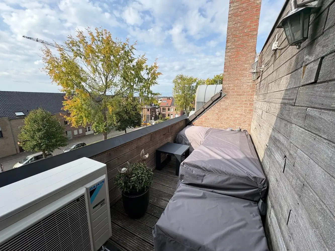 Riant instapklaar appartement (ca 204 m²) op de Kleine Ring met 2 staanplaatsen foto 19