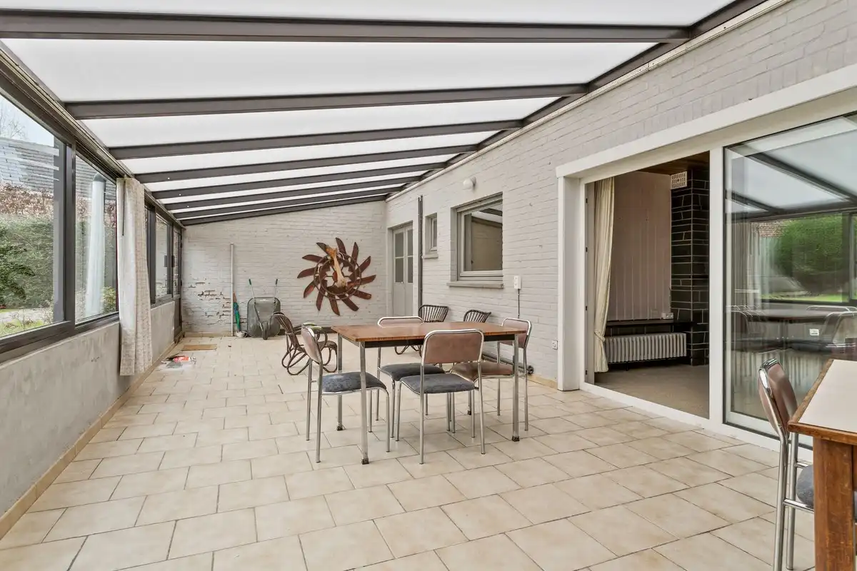 Ruime woning met 4 slaapkamers en garage! foto 7