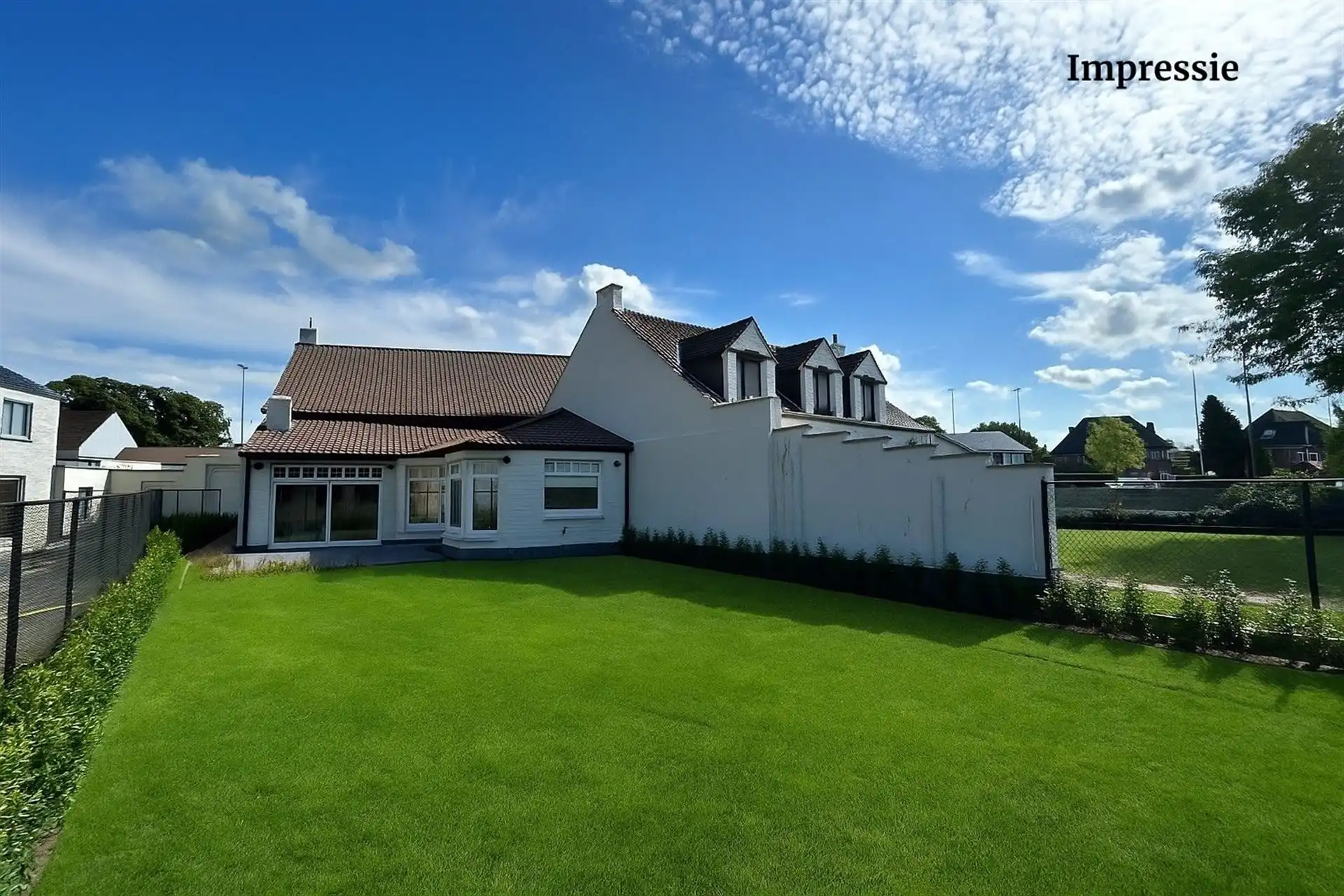 Gezinswoning met praktijkruimte! foto 11