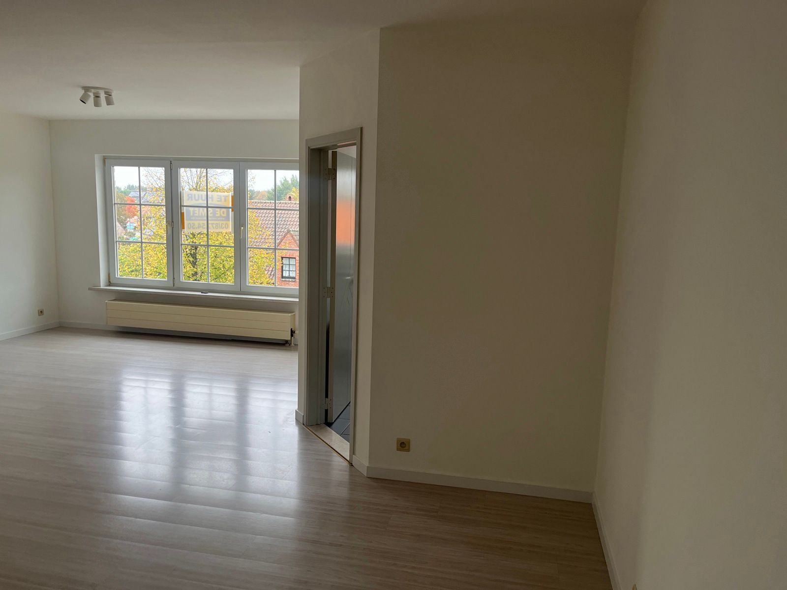 Vernieuwd appartement met uniek open groen zicht achteraan foto 6