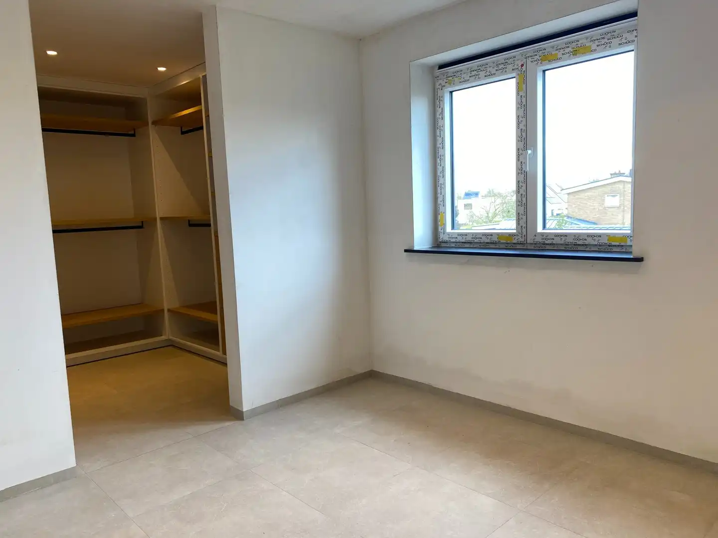 Moderne, energiezuinige nieuwbouwwoning met 4 slaapkamers, tuin en garage foto 11