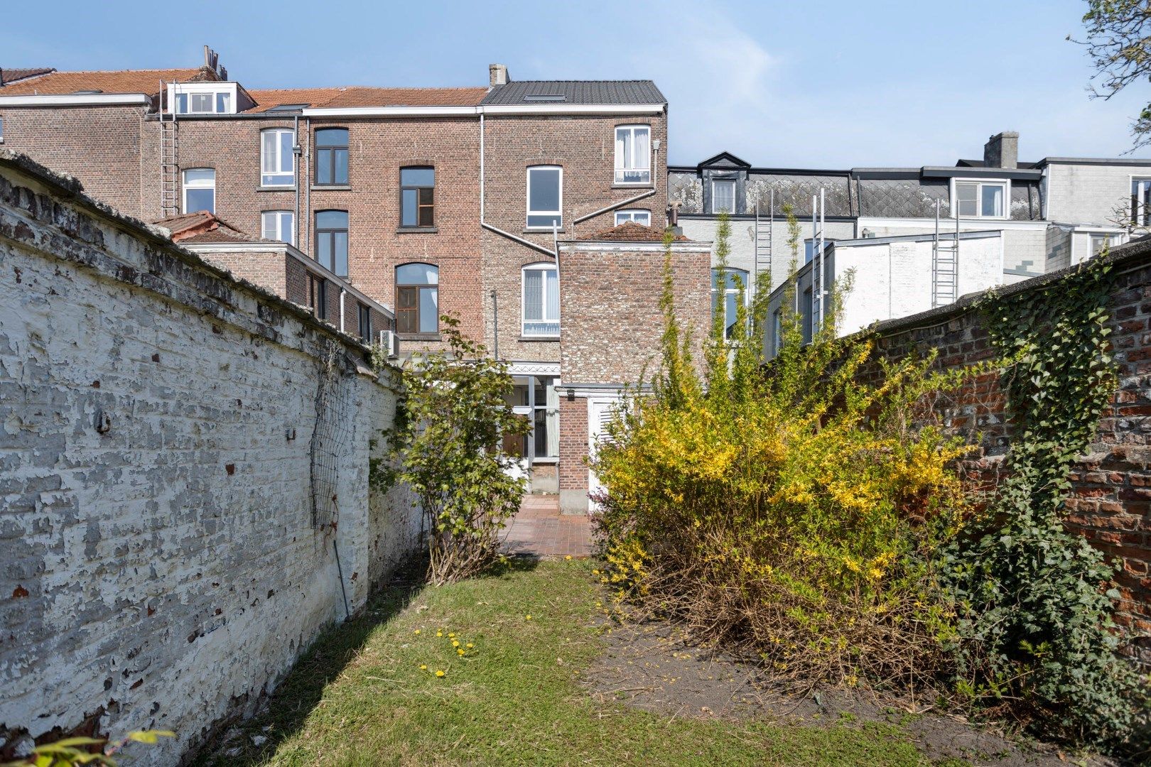 Ruime herenwoning met 8 slaapkamers, ruime tuin en garage in het centrum van Leuven – EPC 316 kWh/m² - bewoonbare opp. 283 m² foto 33