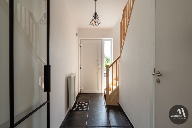 Recente energiezuinige woning met grote tuin foto 5