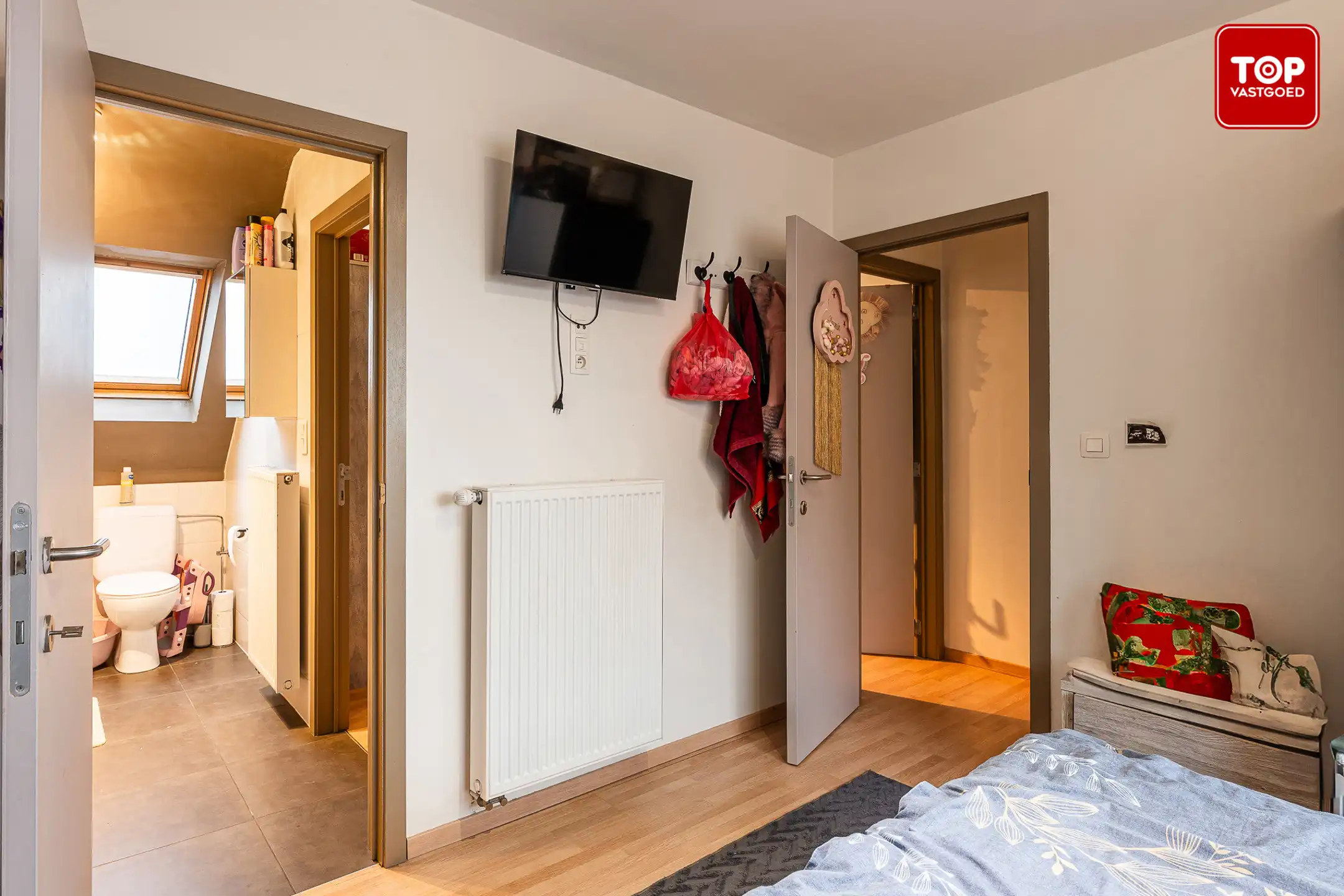 Instapklaar appartement (EPC B) met 2 slaapkamers en privatieve autostaanplaats.  foto 11