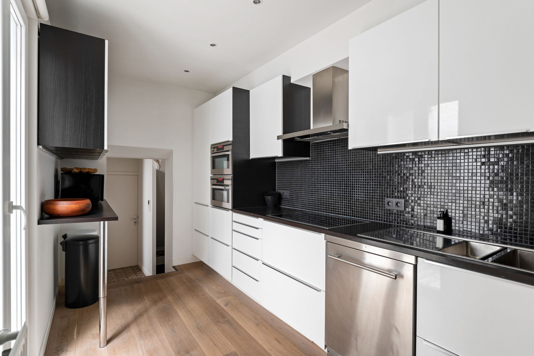 Luxe bemeubelde duplex met terras op het bruisende Zuid foto 5