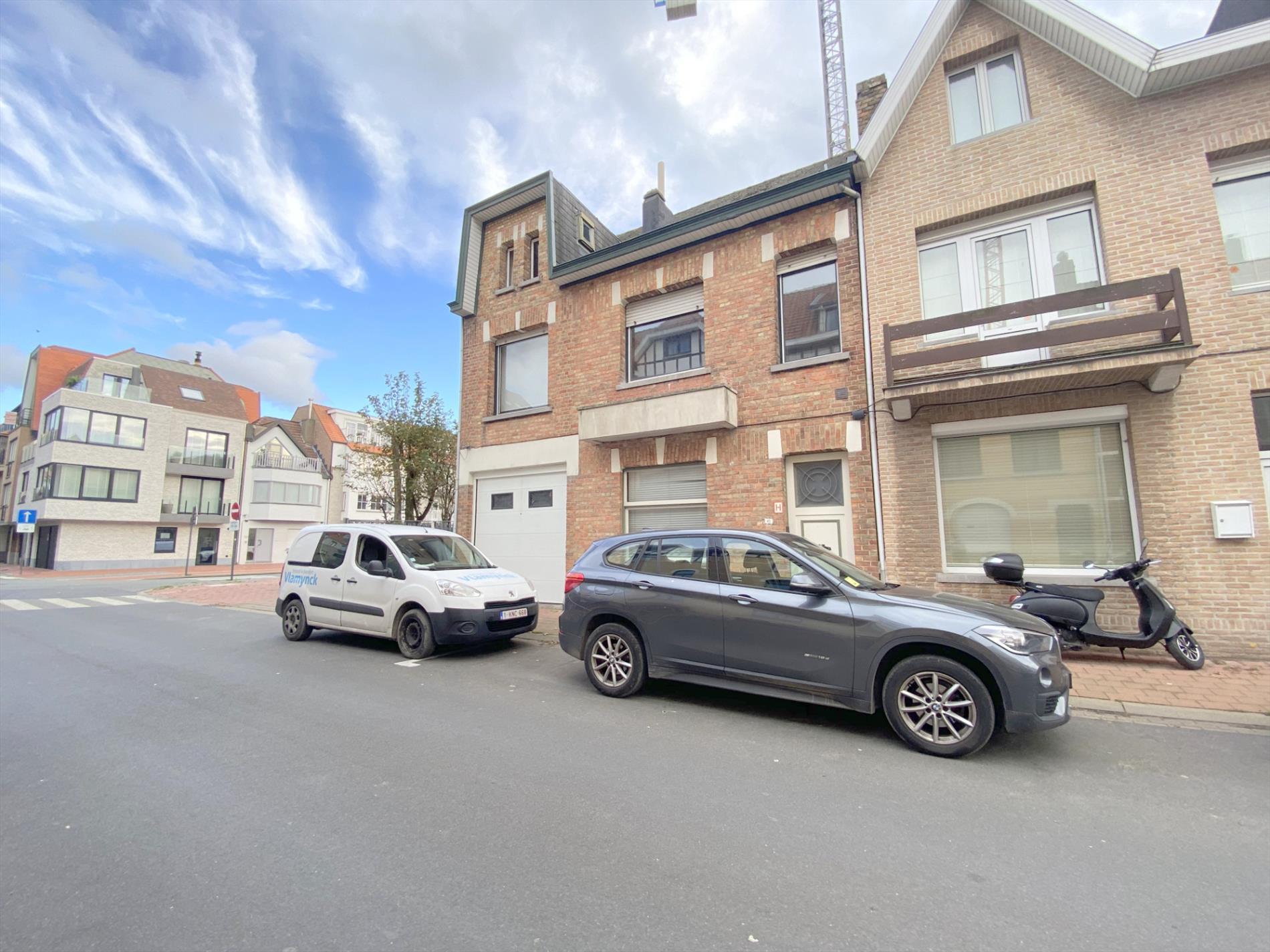 Woning met potentieel nabij Lippenslaan foto {{pictureIndex}}