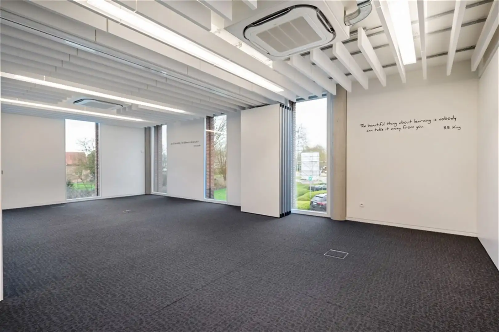 Kantoorgebouw foto 22