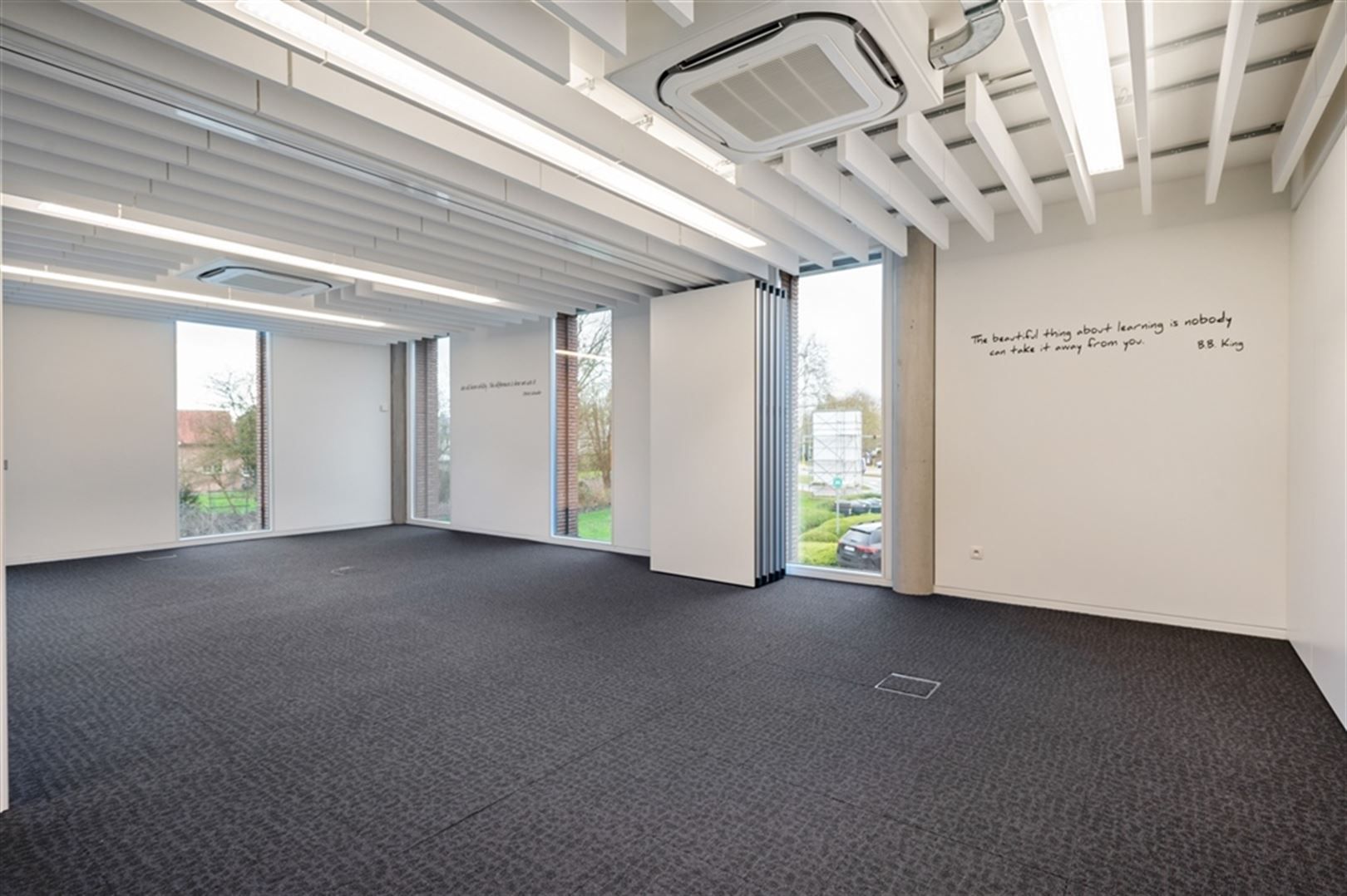 Kantoorgebouw foto 22