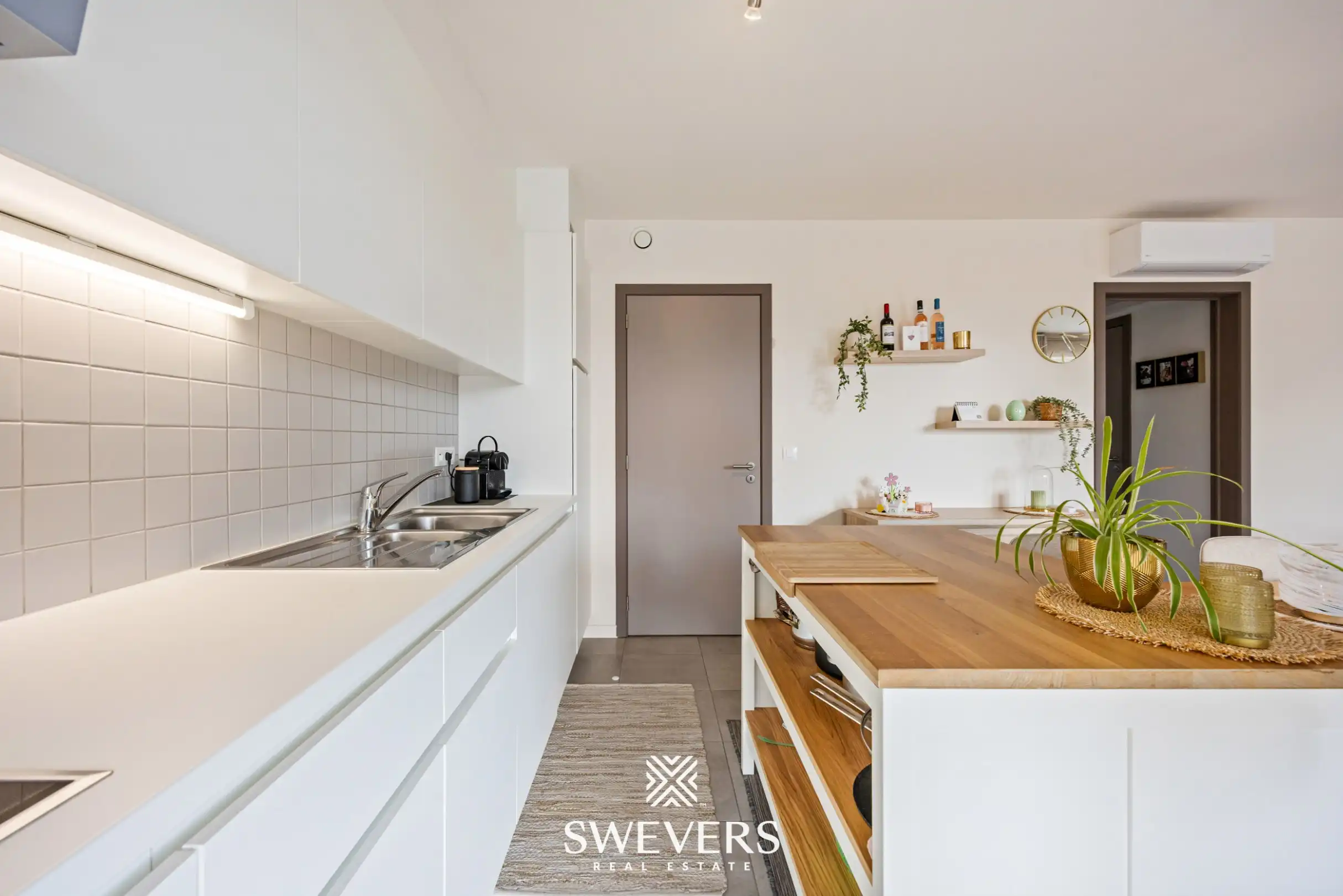 Gezellig 2-slaapkamerappartement met terras en autostaanplaats foto 9