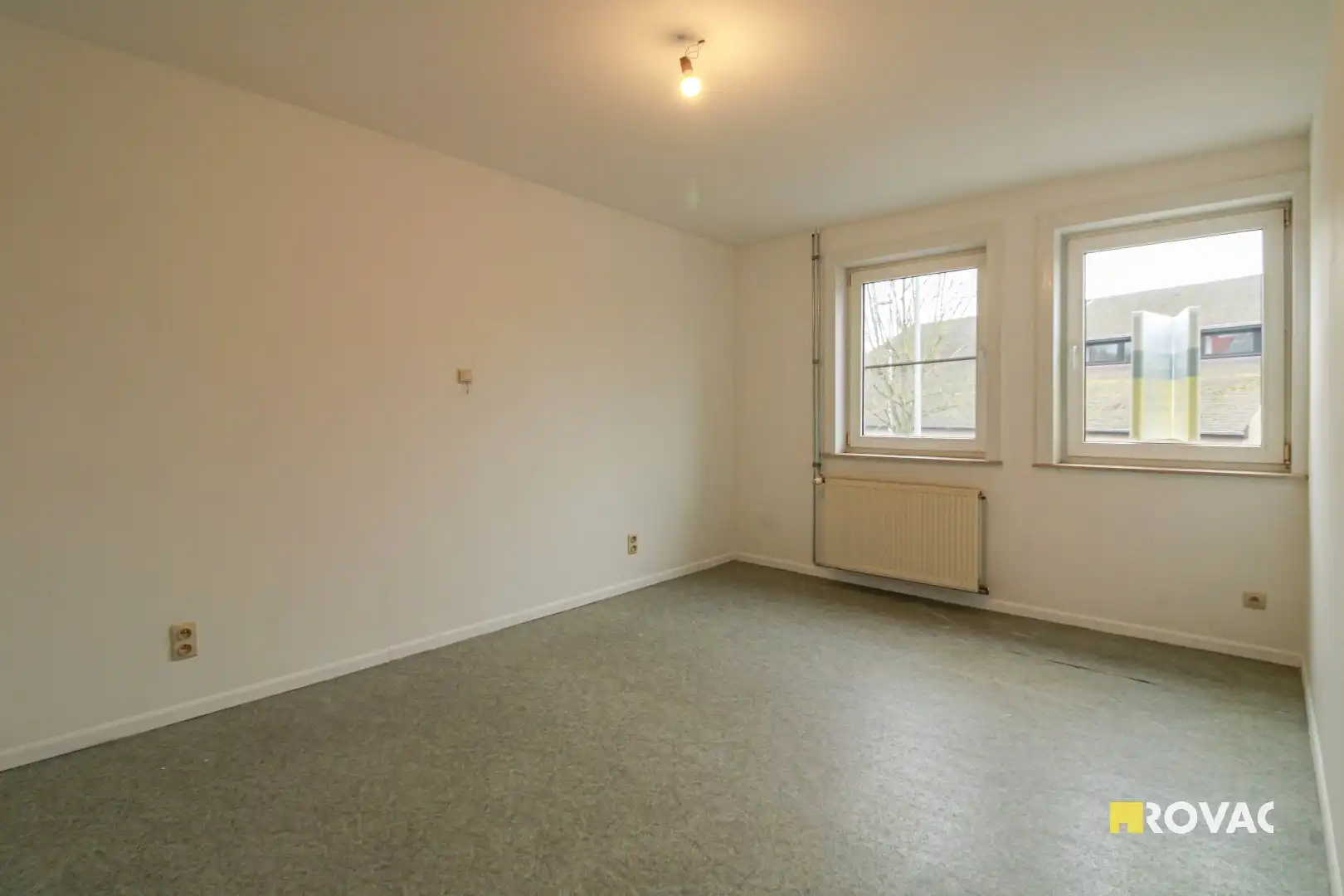 Goed gelegen rijwoning foto 12