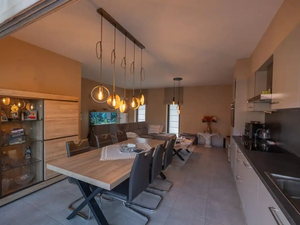 Recent en praktisch ingedeeld appartement met zonnig terras foto 12