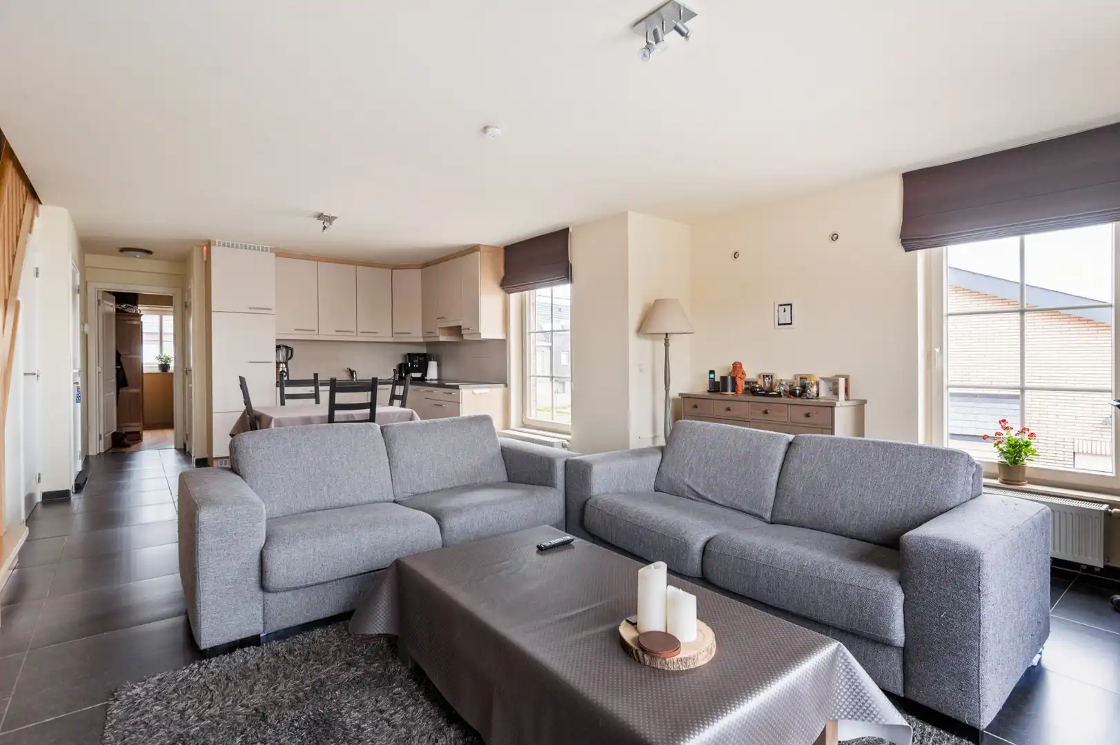 Instapklare duplex met 3 slpkmrs, terras, staanplaats en carport in Hulshout foto 8