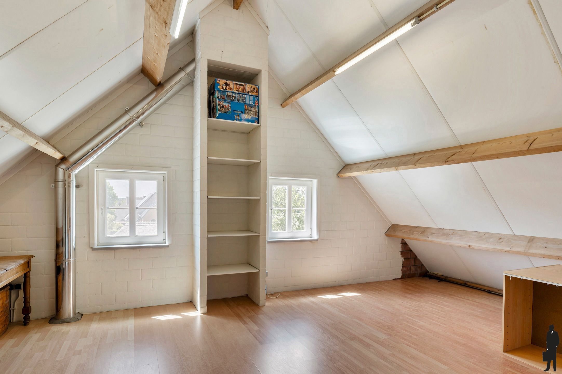 Ruime landelijke woning met tijdloze architectuur foto 16