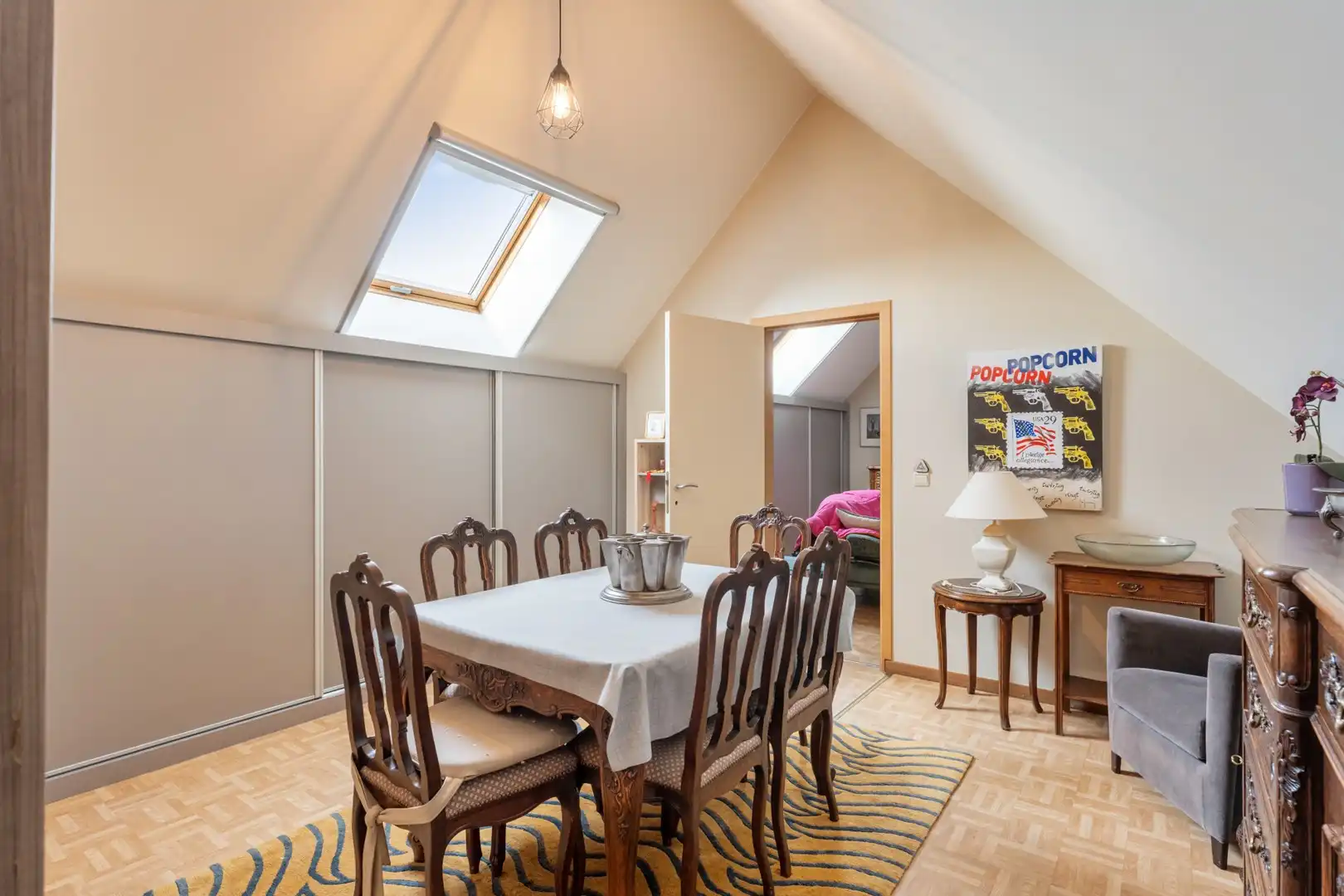 Appartement met 3 of 4 slaapkamers nabij het centrum. foto 22