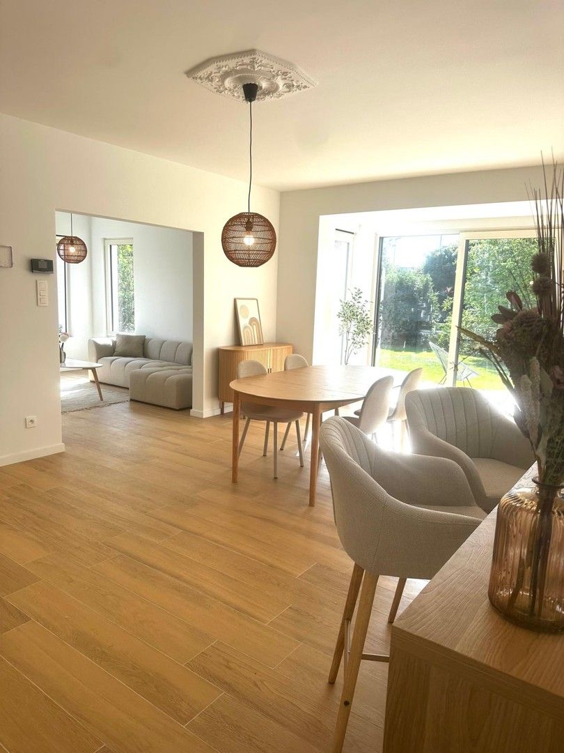 Instapklare, recent gerenoveerde woning op toplocatie in Laarne foto 4